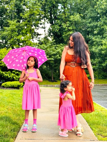 This $23 dress from Walmart is such a steal. Great quality and can be easily dressed up or down!!


#matchingoutfits #mommyandmeoutfits #walmartdress #walmartsale #walmartoutfits #momstyle #summerdress #ltksummer

#LTKxWalmart #LTKFindsUnder50 #LTKKids