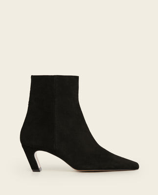Xena Suede Black | Flattered