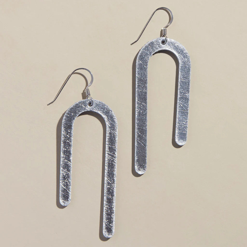 Vintage Silver Nara | Nickel and Suede