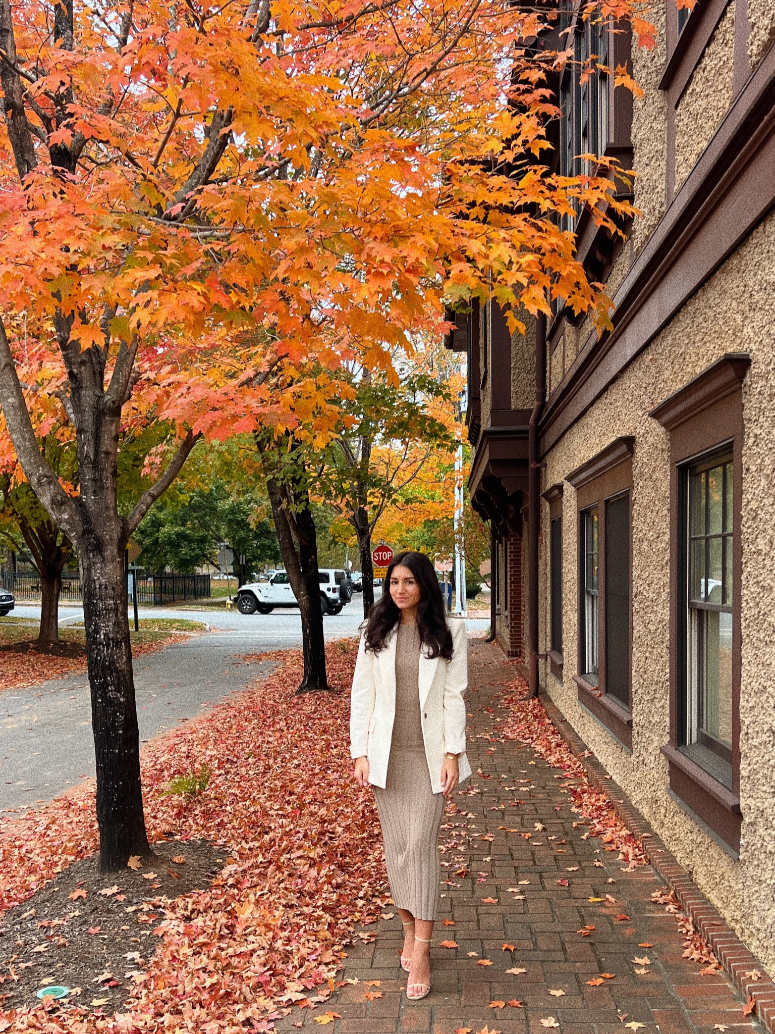 Blazer is Zara! Fall look 🍁🍂

#LTKbeauty #LTKunder100 #LTKSeasonal