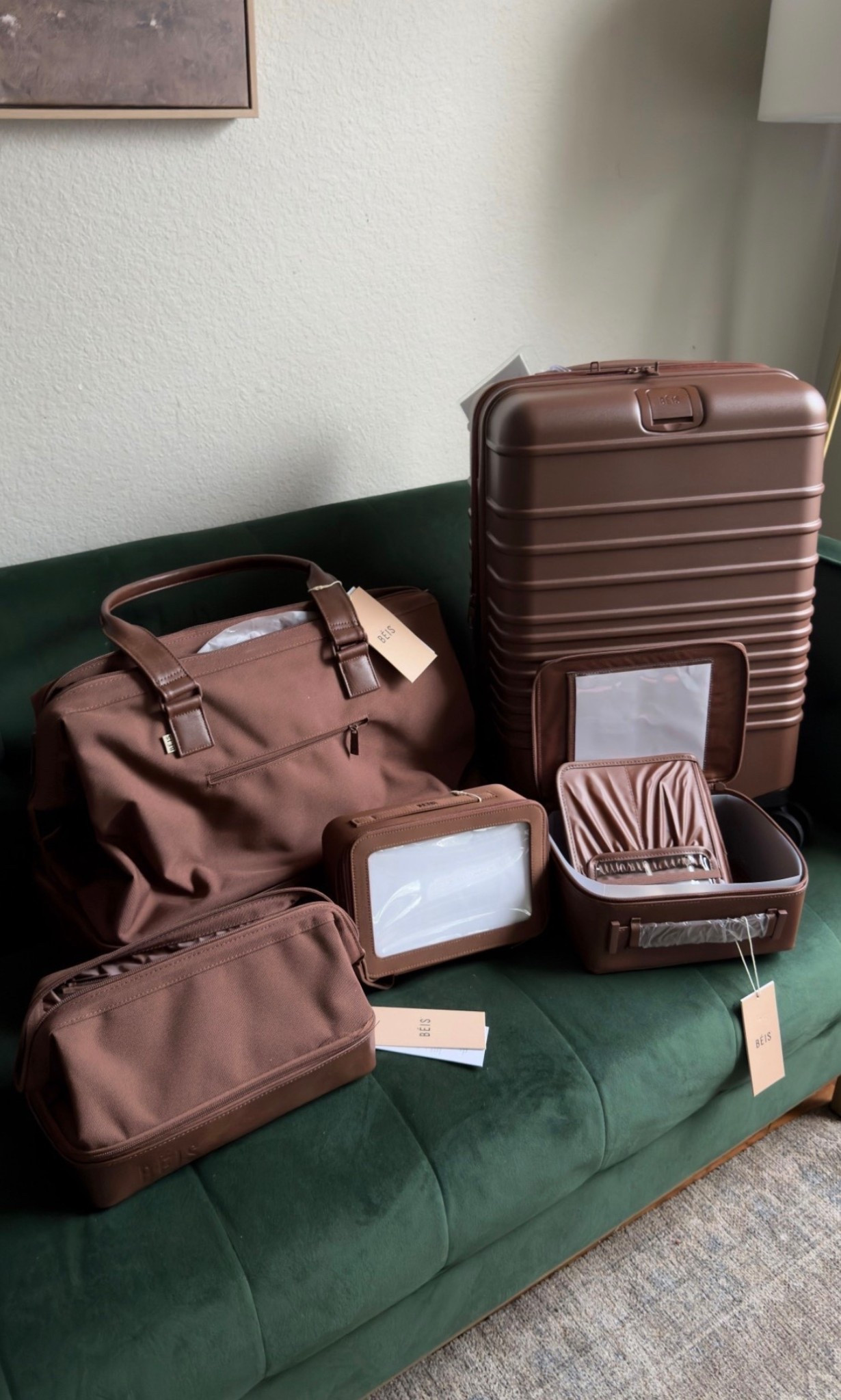 this set just made packing feel expensive and easy ✈️🤎

#travelessentials #luggageset #carryonstyle

#LTKTravel #LTKSeasonal #LTKdayinmylife