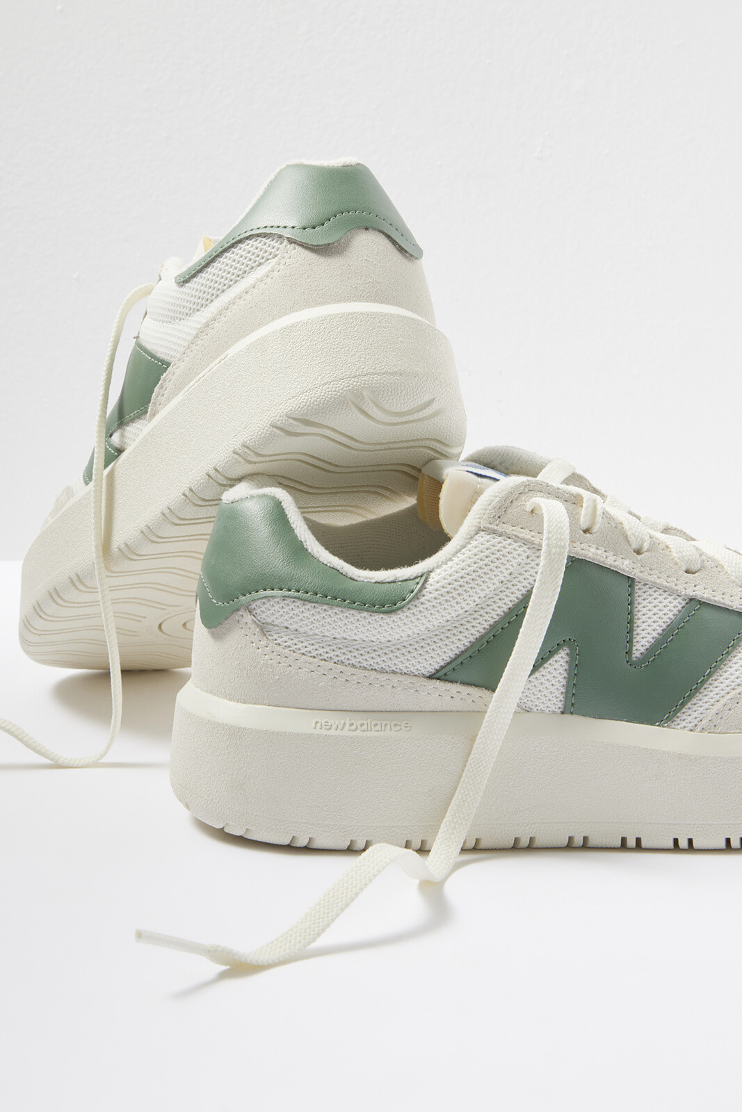 302 Sneaker | Evereve