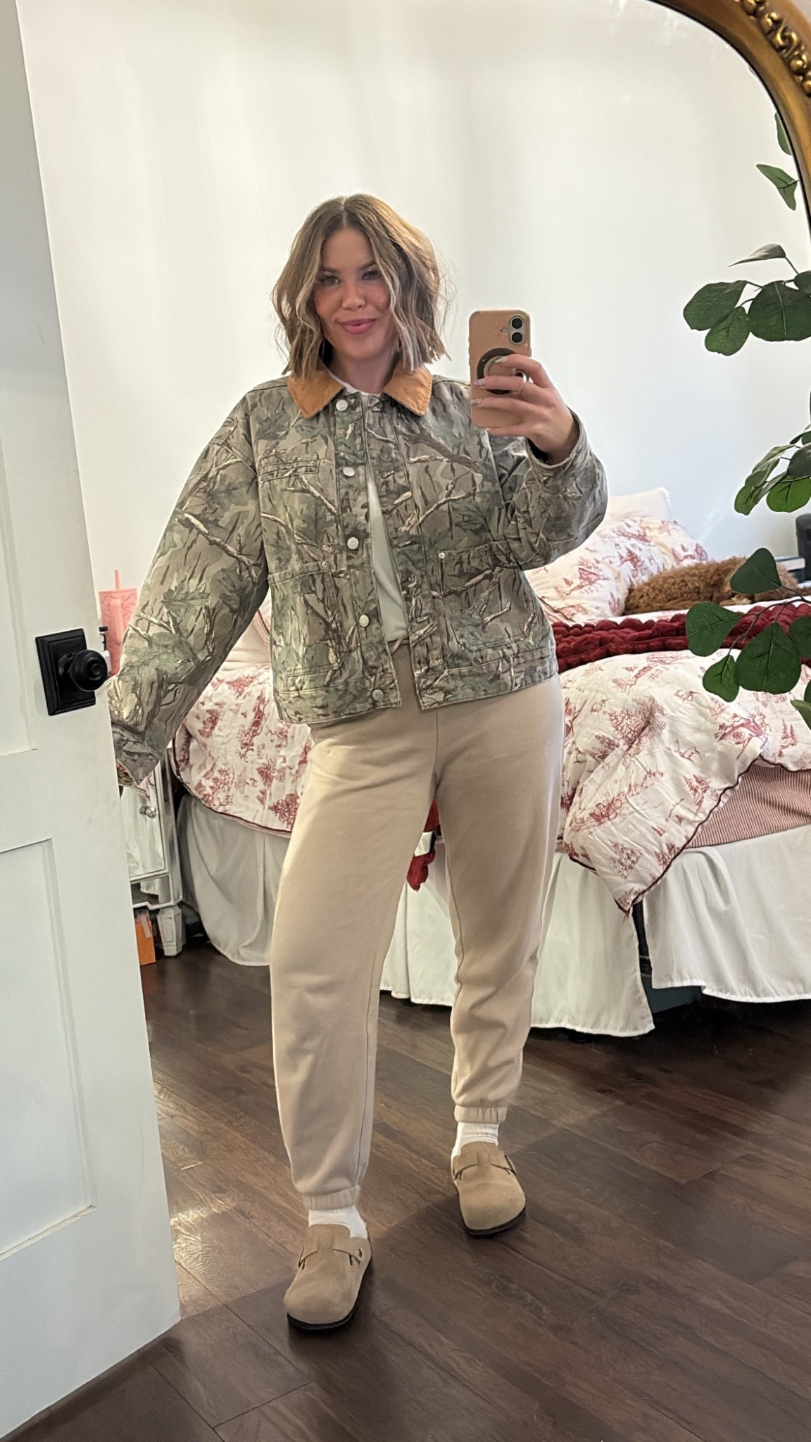 Casual OOTD
Camo is still very in and I love this jacket, unfortunately I can’t find my exact one but Walmart has one that is very similar!!
#target #amazon #walmart #ootd #winteroutfit #casualoutfit #outfitidea #outfitinspo #camojacket #sweatpants #momoutfit #affordableoutfit #amazonfashion #clogs


#LTKFindsUnder50 #LTKFindsUnder100 #LTKootd
