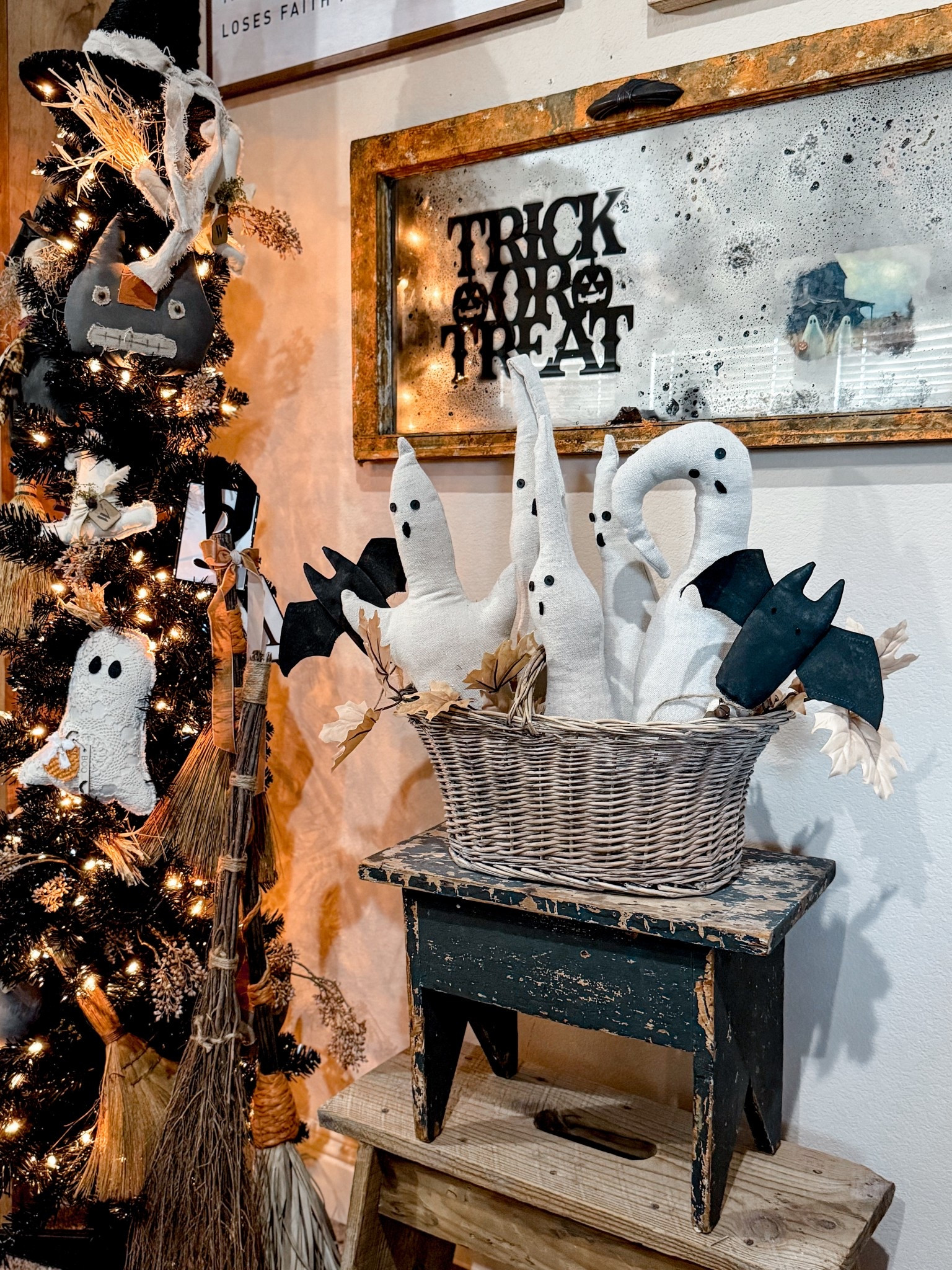 
✨ Have a Magical Monday! ✨
Sharing a few stills from my whimsical Halloween tree , where lace ghosts sway beside vintage black cats, and whisk brooms wait for midnight flights. 🎃🕯️🖤

It’s a mix of nostalgia and a touch of mischief, a little spooky, a little sweet, and oh-so Weathered Whimsy. 🍂✨

#MagicalMonday #WhimsicalHalloween #WeatheredWhimsy #VintageHalloween #HalloweenTree #WhiskBrooms #VintageCats #SpookyCute #CozyHalloweenVibes #HalloweenMagic #HauntinglyCharming
#halloweendecor
#octobervibes 


#LTKHalloween #LTKHome #LTKSeasonal