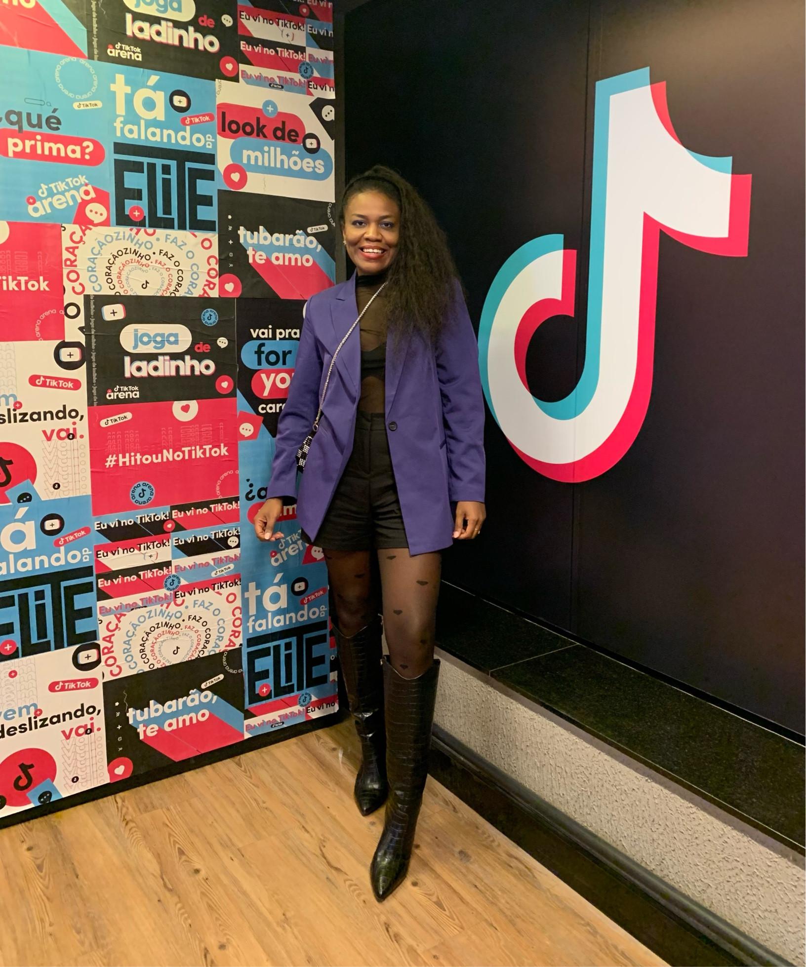  Look fashion e moderno conferir o evento da #tiktok + #riachuelo✨

 Comprei um blazer com um número a mais para dar esse aspecto mais over e usei por cima de um look mais sensual, isso deixou o aspecto do look  bem fashion e moderno! 😉

#garimpodakelly #lookdodia #eventotiktok #tiktok #riachuelo #temdenciaoutonoinverno #modafeminina #MesDasMaesLTK

#LTKstyletip #LTKbrasil #LTKeurope