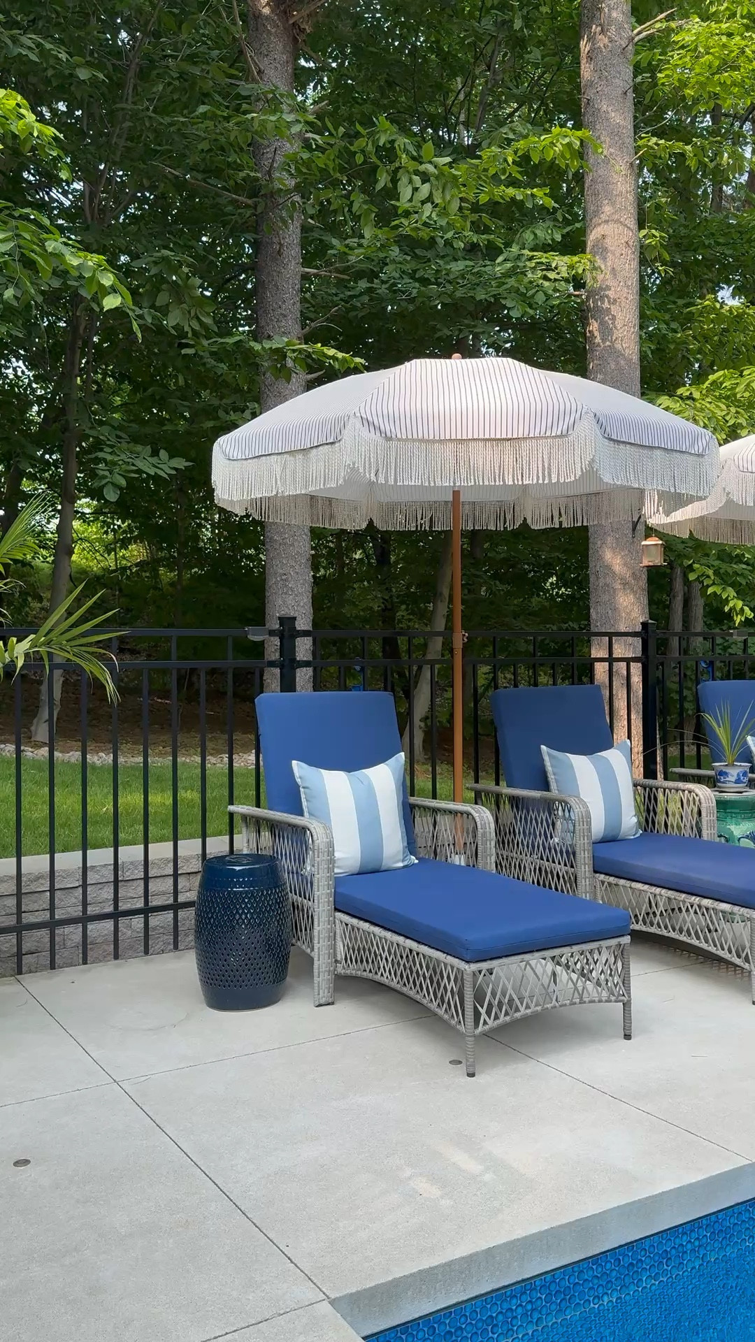 Chic resort pool backyard vibes! 

Patio finds, pool favorites, lounge chair, umbrella, patio favorites, pool, summer decor, outdoor decor, outdoor pillows

#LTKSeasonal #LTKHome