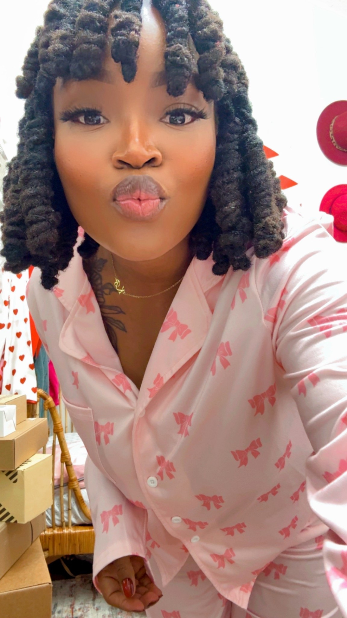 Shop ALL of my favorite EARLY Valentine’s Day things 💕✨
From cozy pajamas and cute sweaters to fun gifts and little love-day details — I’m already getting into the Valentine vibes.
Everything I’m loving is linked on LTK so you can shop early and snag the cutest finds before they sell out!

#valentinesday #valentinesvibes #earlyvalentines #valentineshopping #giftideas #cozystyle #LTKfinds #LTKsale #shoppingfavorites #onlineshopping #valentinesinspo #ShoppingWithPriiincesss #Atlantamom #AtlantaCreator #Atlantacontentcreators

#LTKSaleAlert #LTKHoliday #LTKootd