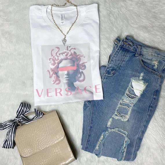 Medusa / Graphic Tee / Sweatshirt / T-shirt / Top | Etsy | Etsy (US)