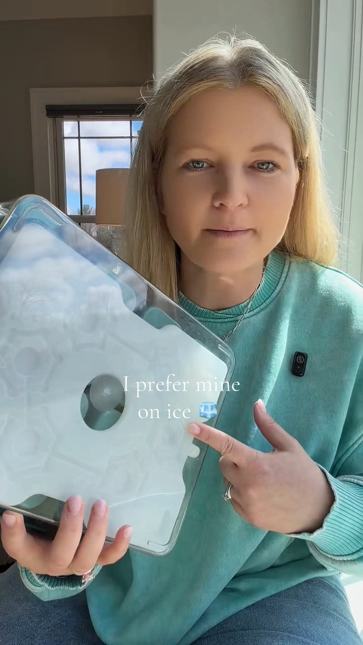 Fruits, meats & cheeses can now stay cold on the beach this summer!
#snacktray #snacklebox #snacks #sportsmom #beachday

#LTKmomlife #LTKfoodie #LTKHome