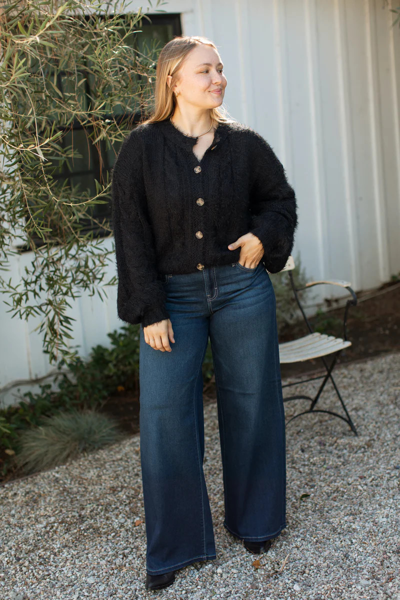 Elliott Cardigan | Carly Jean Los Angeles