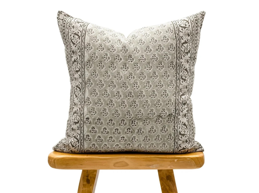 Designer Light Green Floral Design on Natural Linen Pillow - Etsy | Etsy (US)