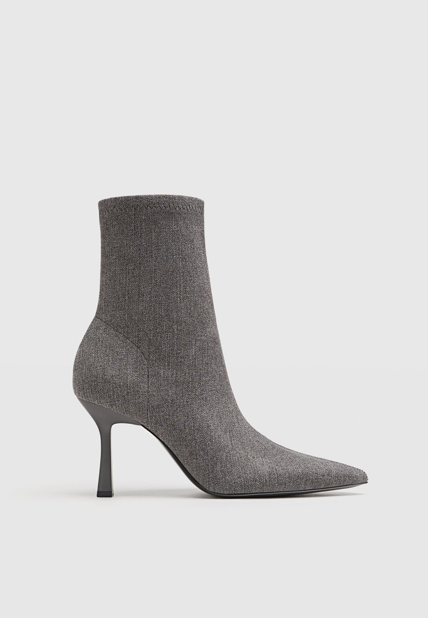 High-heel denim ankle boots - Women's fashion | Stradivarius United Kingdom | Stradivarius (UK)