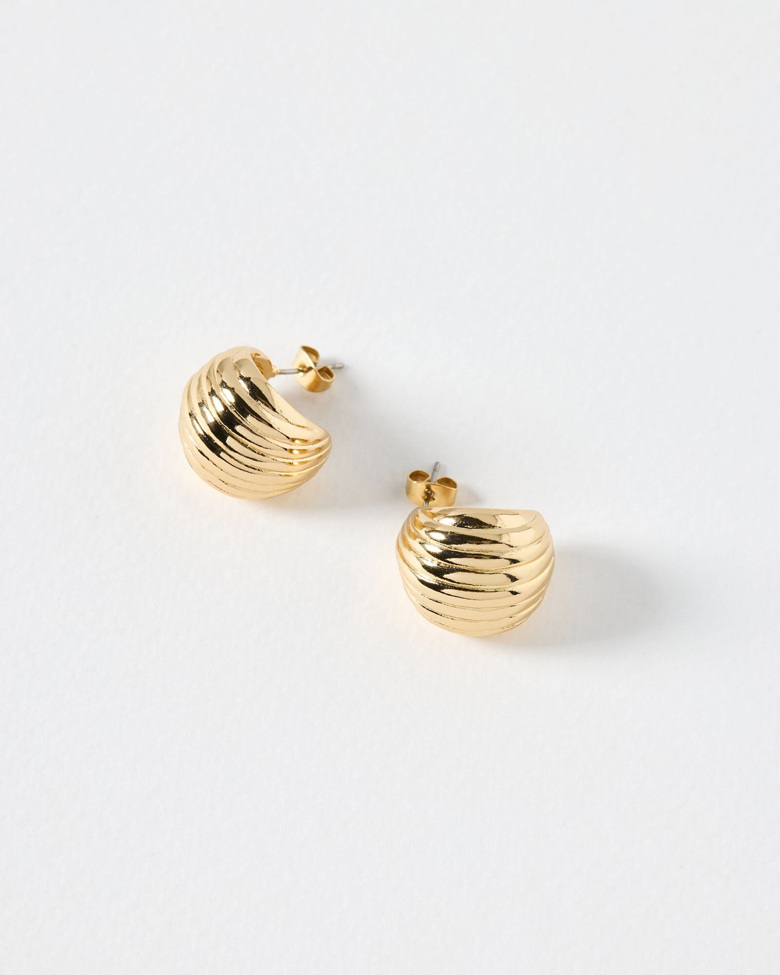 Maeve Circular Ribbed Gold Hoop Earrings | Oliver Bonas | Oliver Bonas (Global)