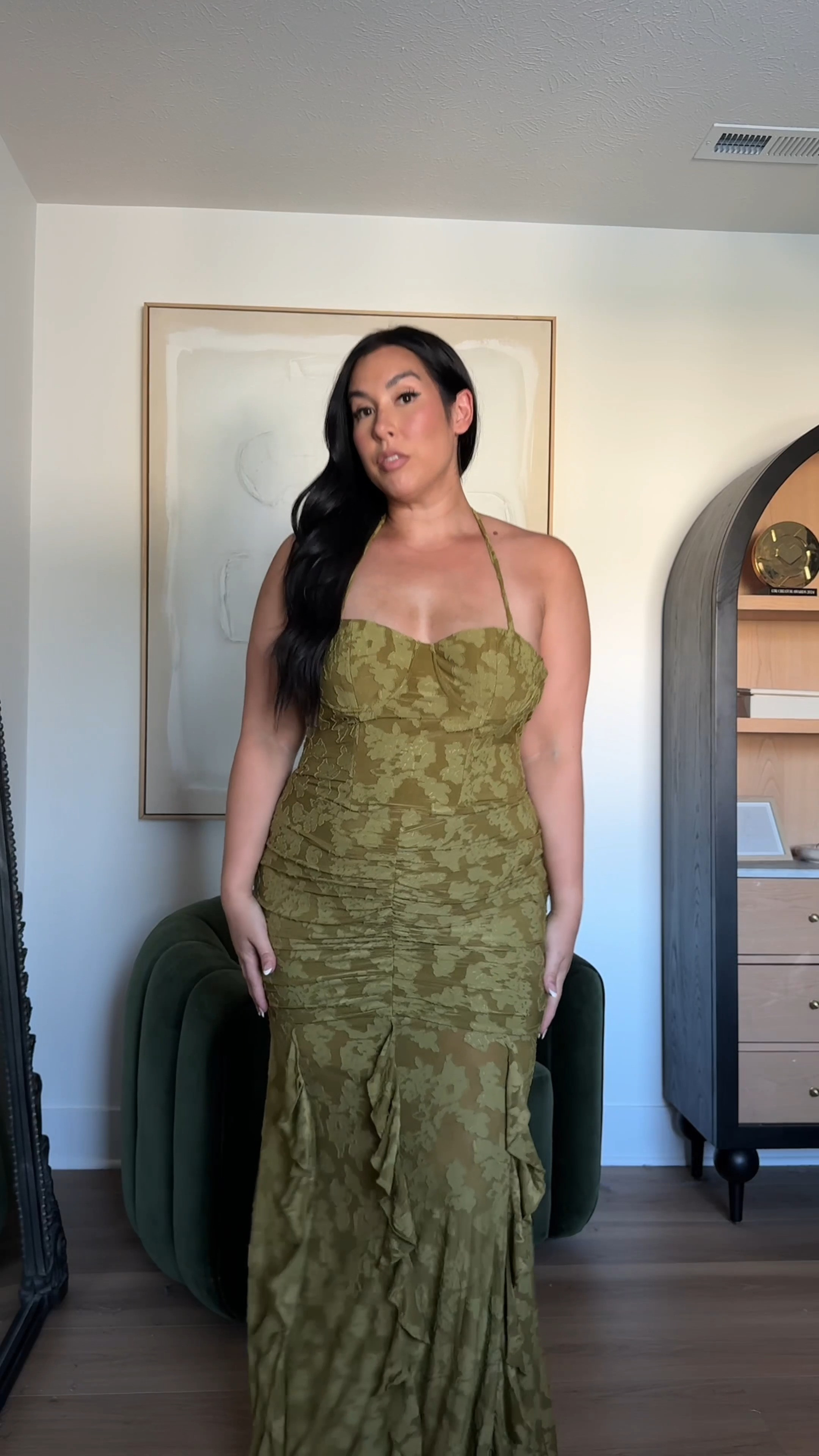 The perfect color for fall! Mid size, fall, occasion wear, wedding guest dress

#LTKMidsize #LTKWedding #LTKootd