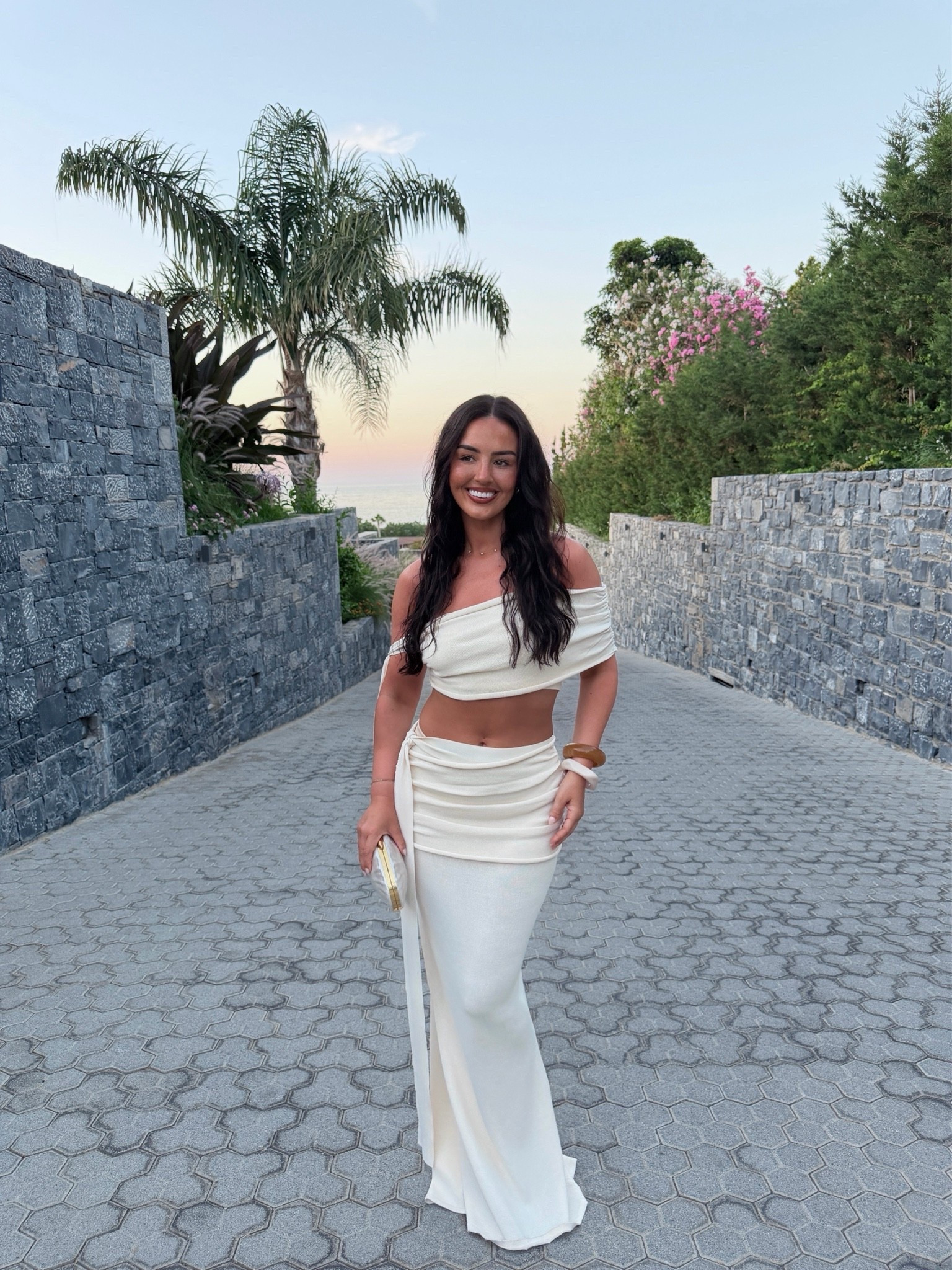 I wear a size S ✨

Summer outfit, summer style, holiday outfit, holiday style, maxi skirt, cream outfit, holiday dress, summer holiday outfit

#LTKsummer #LTKeurope #LTKuk