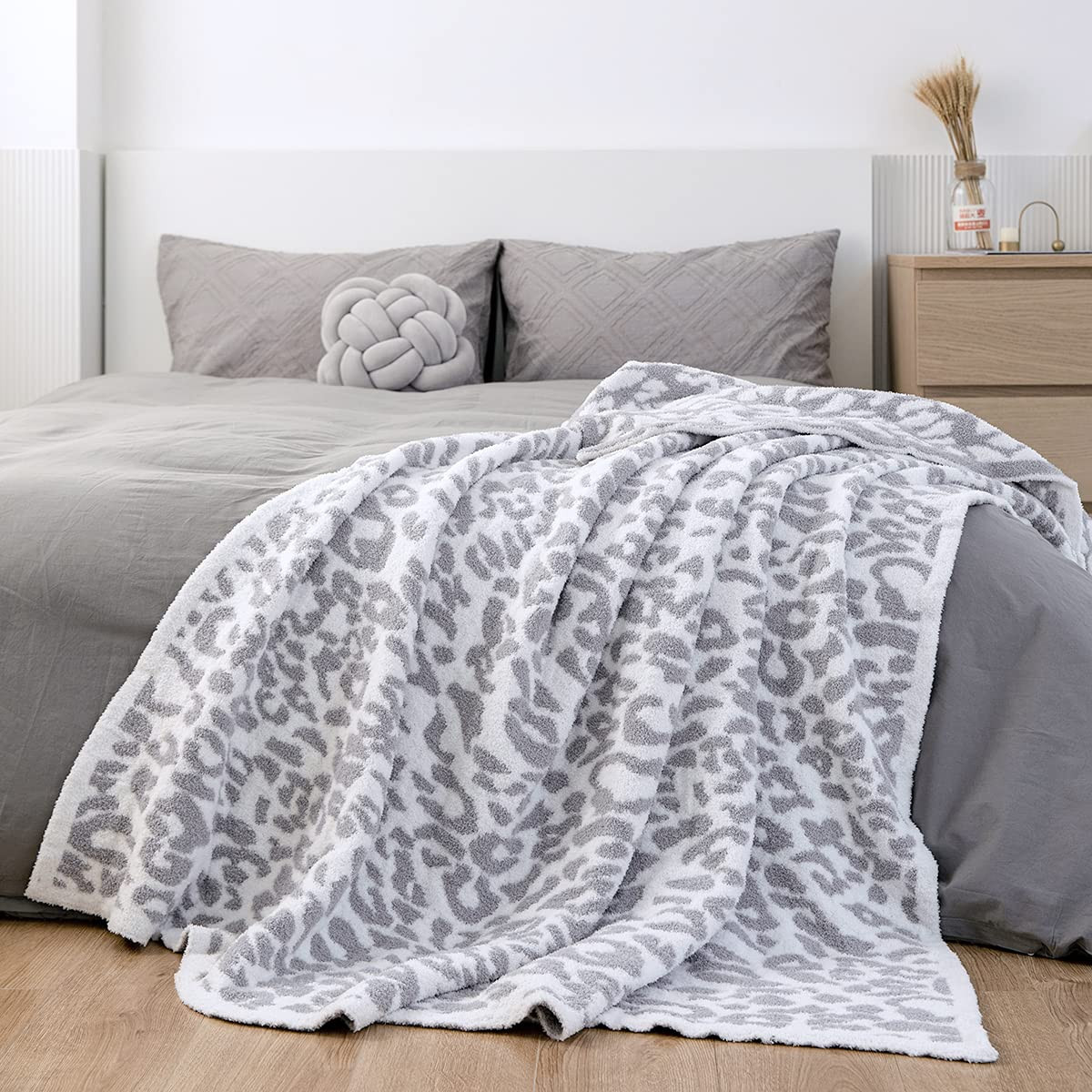 MH MYLUNE HOME Large Soft Micro Plush Leopard Blanket (71x78 inches, White Grey) Warm Reversible ... | Amazon (US)