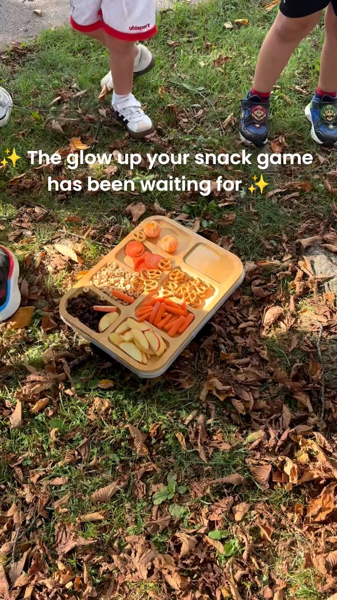 After school snack time, but make it fall picnic style🍁 Packed up our favorite bites in the @spaceaid snack tray and brought it to the playground—because healthy food always tastes better when it’s shared (and served on a beautiful, portable tray 💛)



#LTKKids #LTKFindsUnder50 #LTKFamily