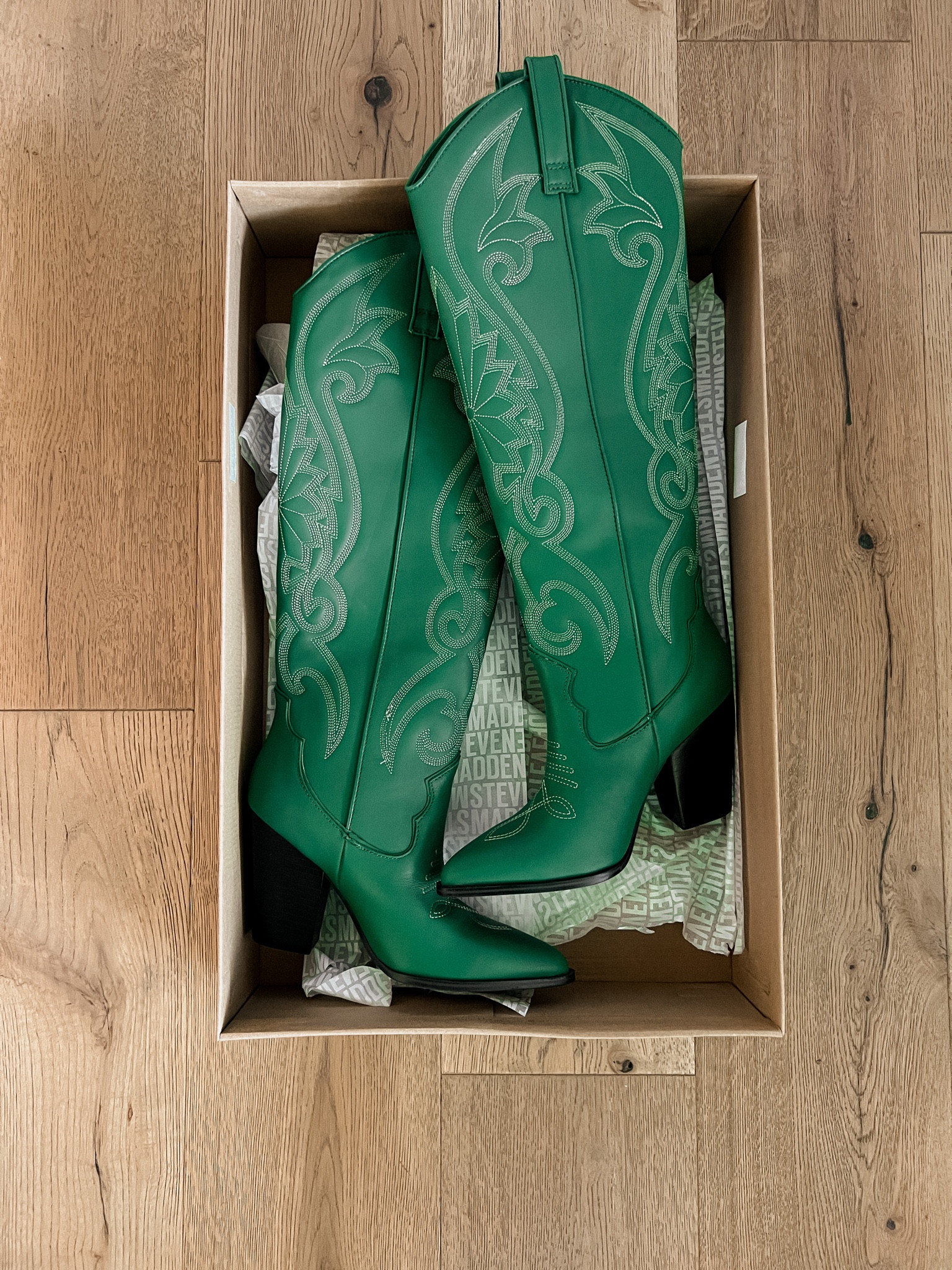 True to size  

#LTKstyletip #LTKshoecrush #LTKFestival