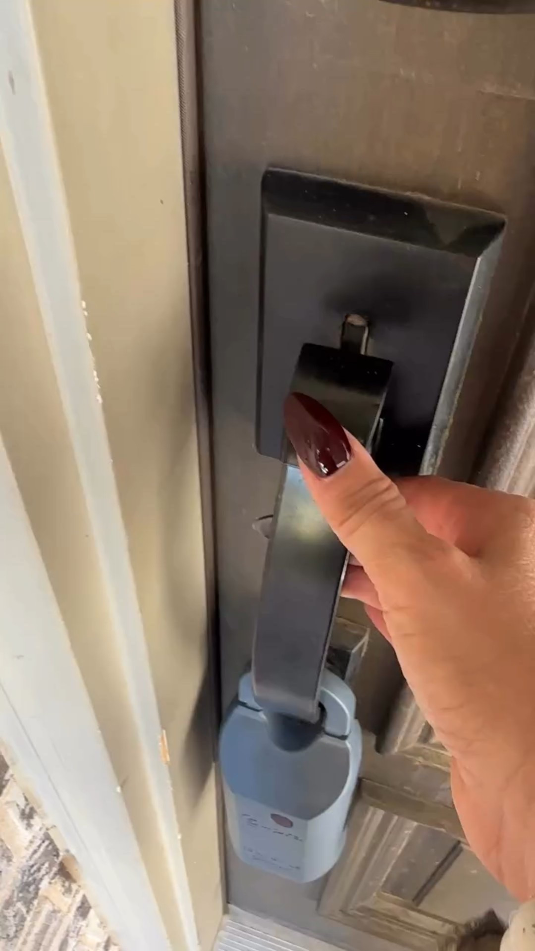 Moving day part 1—
Moving day ✨ Come take a little tour of our new home before the boxes take over! Sharing a peek at the spaces I can’t wait to decorate — from the kitchen to the cozy corners that already feel like us. Stay tuned for all the home finds, furniture updates, and affordable + luxe pieces coming soon 🤍

#HomeTour #NewHouse #MovingDay #HomeDecorInspo #AffordableHomeFinds #LuxeForLess #NeutralHome #ModernClassicStyle #LTKHome #Over40Style #ChristianInfluencer

#LTKStyleTip #LTKHome #LTKFamily