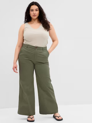 High Rise Wide-Leg Girlfriend Khakis with Washwell | Gap Factory