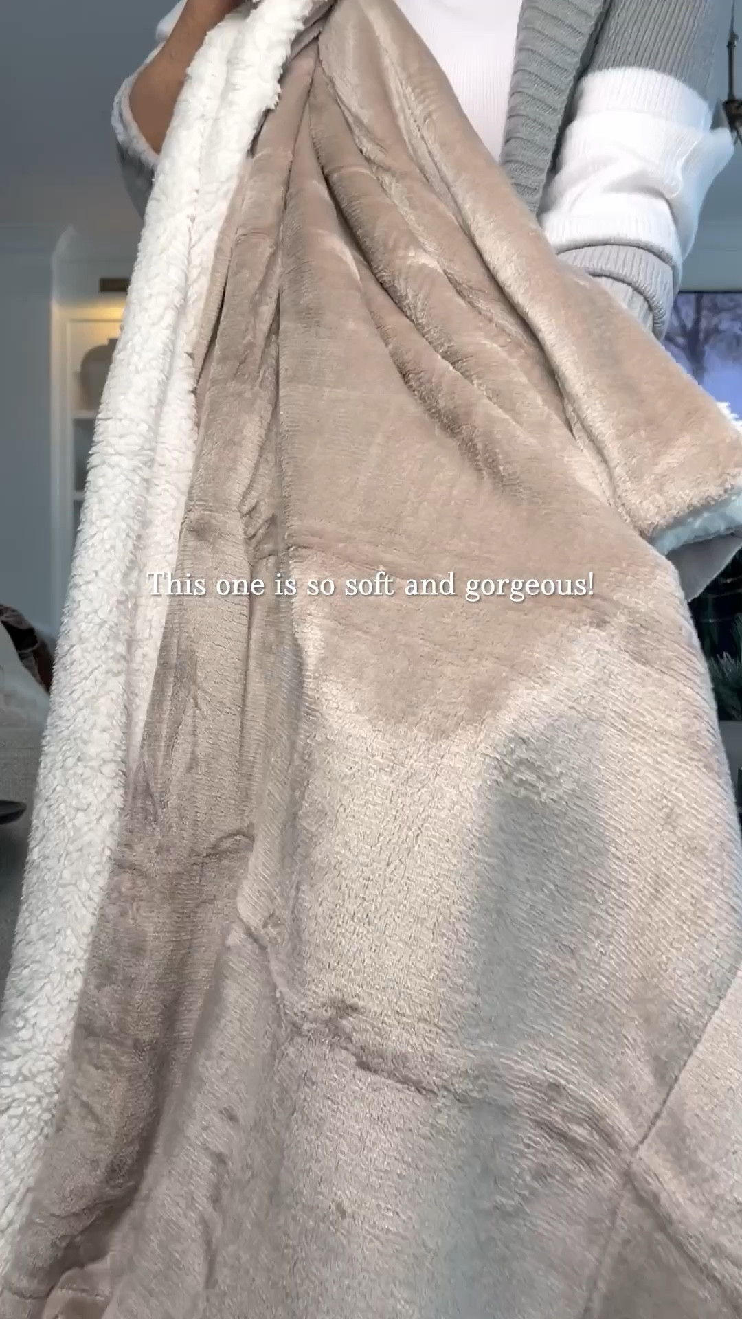 Need a throw or blanket for the chilly winter months?! #ad This Sherpa option from @WDCOZY is so soft and cozy. Additional colors available and it comes in bed blanket sizes as well. It’s a great gift idea too — the throw is only $25!

#founditonamazon
#wdcozy
#ltkhome

#LTKHoliday #LTKGiftGuide #LTKFindsUnder50