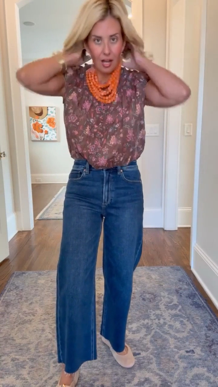 Oh this top is a keeper!! Styled with my new jeans and favorite flats. 
Top - small
Jeans - 26P
Shoes - 7.5 (sized 1/2 down)

#LTKmomlife #LTKPetite #LTKdayinmylife