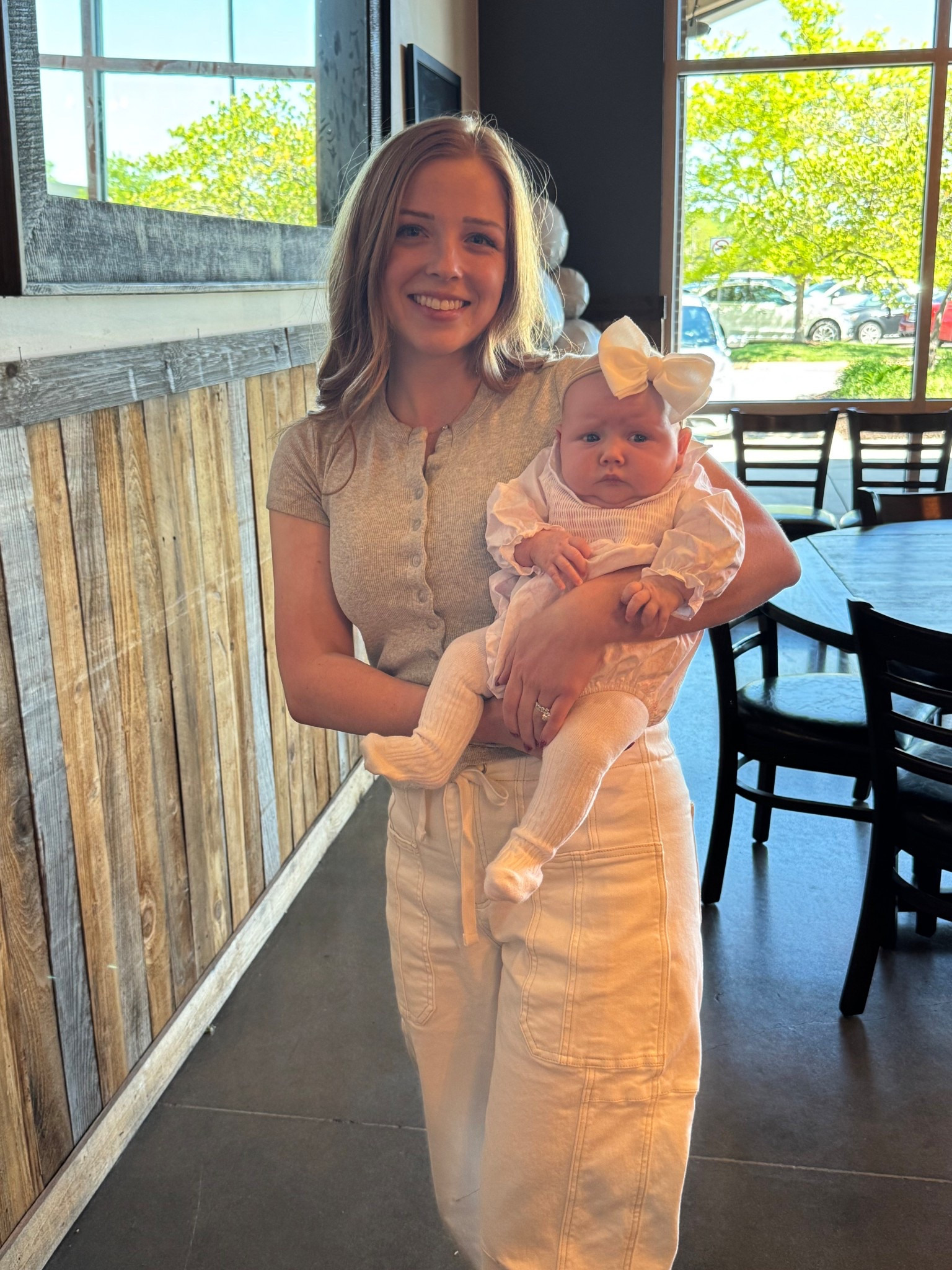 Mom outfit 🤏

#LTKgrwm #LTKootd #LTKmomlife
