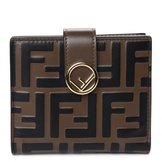 FENDI

Calfskin Zucca Embossed Compact Wallet Tobacco


37 | Fashionphile