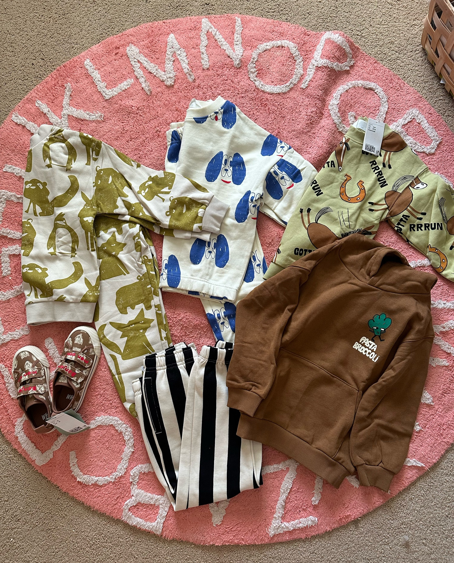 Cutest H&M haul! I got the TMNT sweatshirt too but saving for Christmas ☺️

#LTKkids #LTKfindsunder50