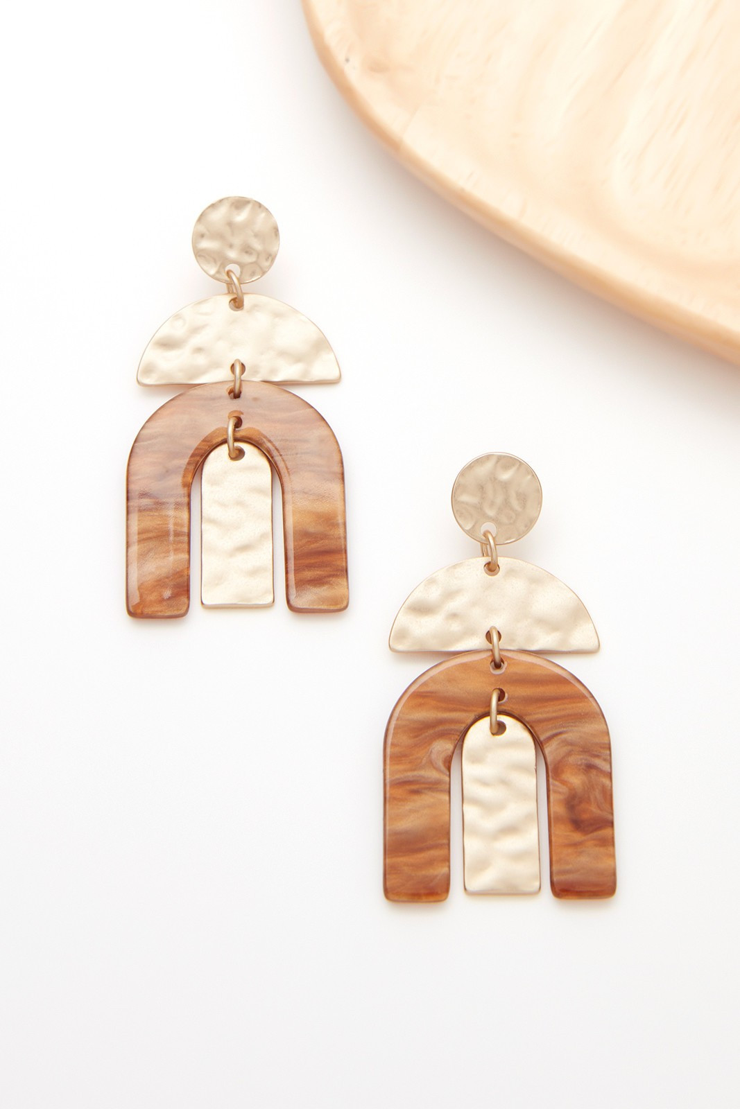 EVEREVE Tara Geo Statement Earring | EVEREVE | Evereve