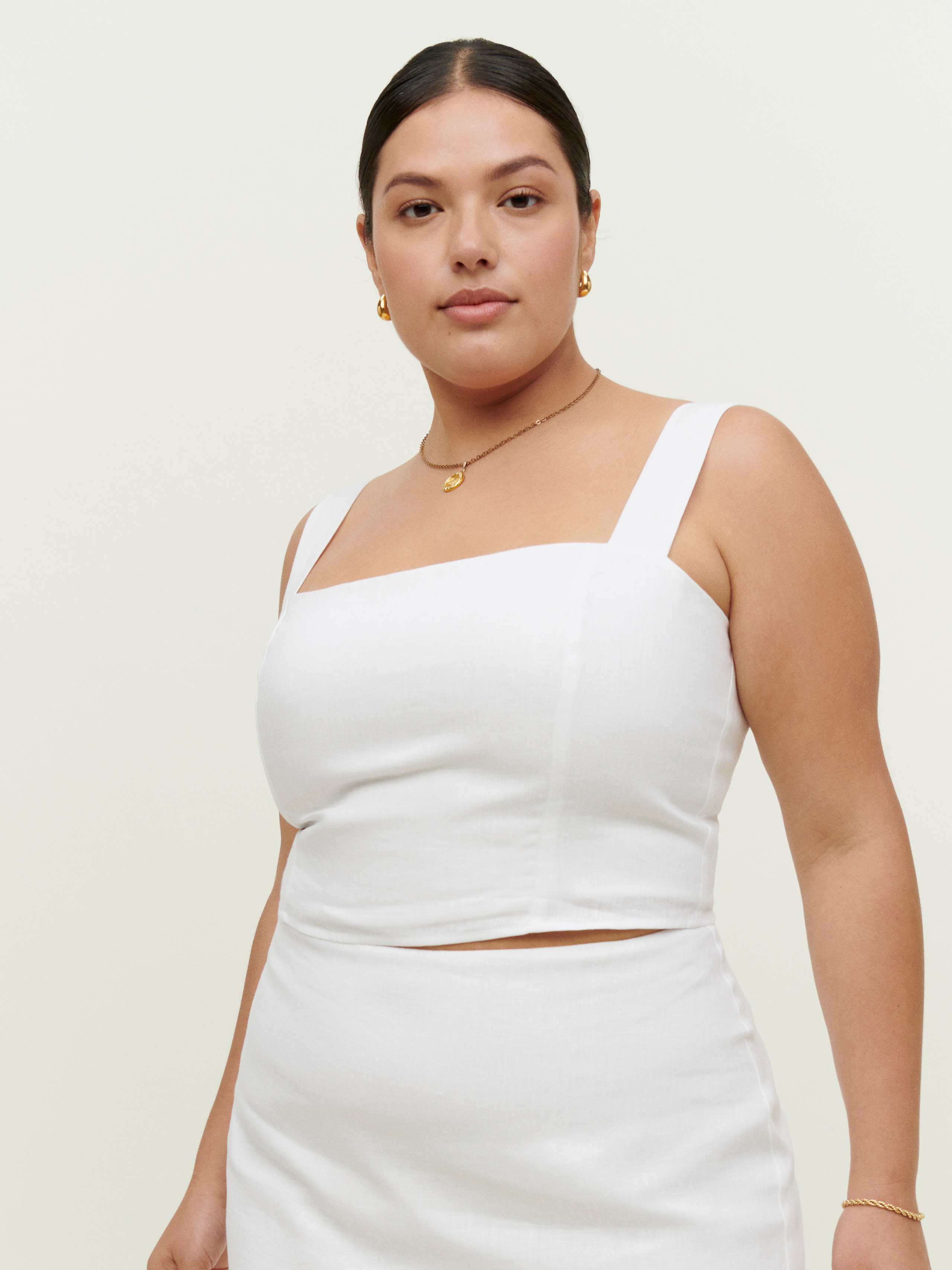 Vio Linen Top Es | Reformation (Global)