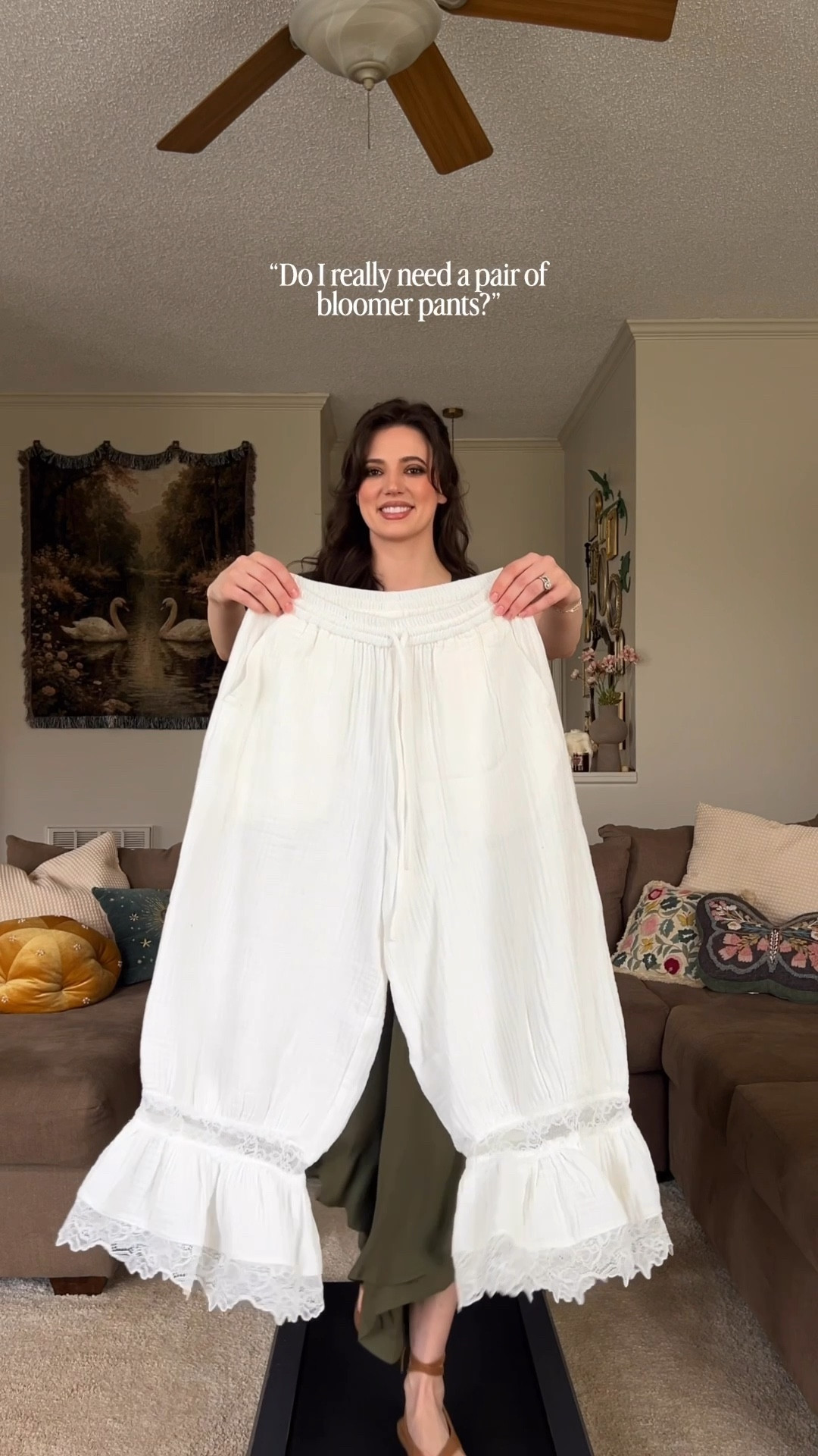 These cotton bloomers have officially become my most comfortable pair of pants. Here are a few ways I’d style them for spring. 🤍✨🤌🏼

#LTKSeasonal #LTKgrwm