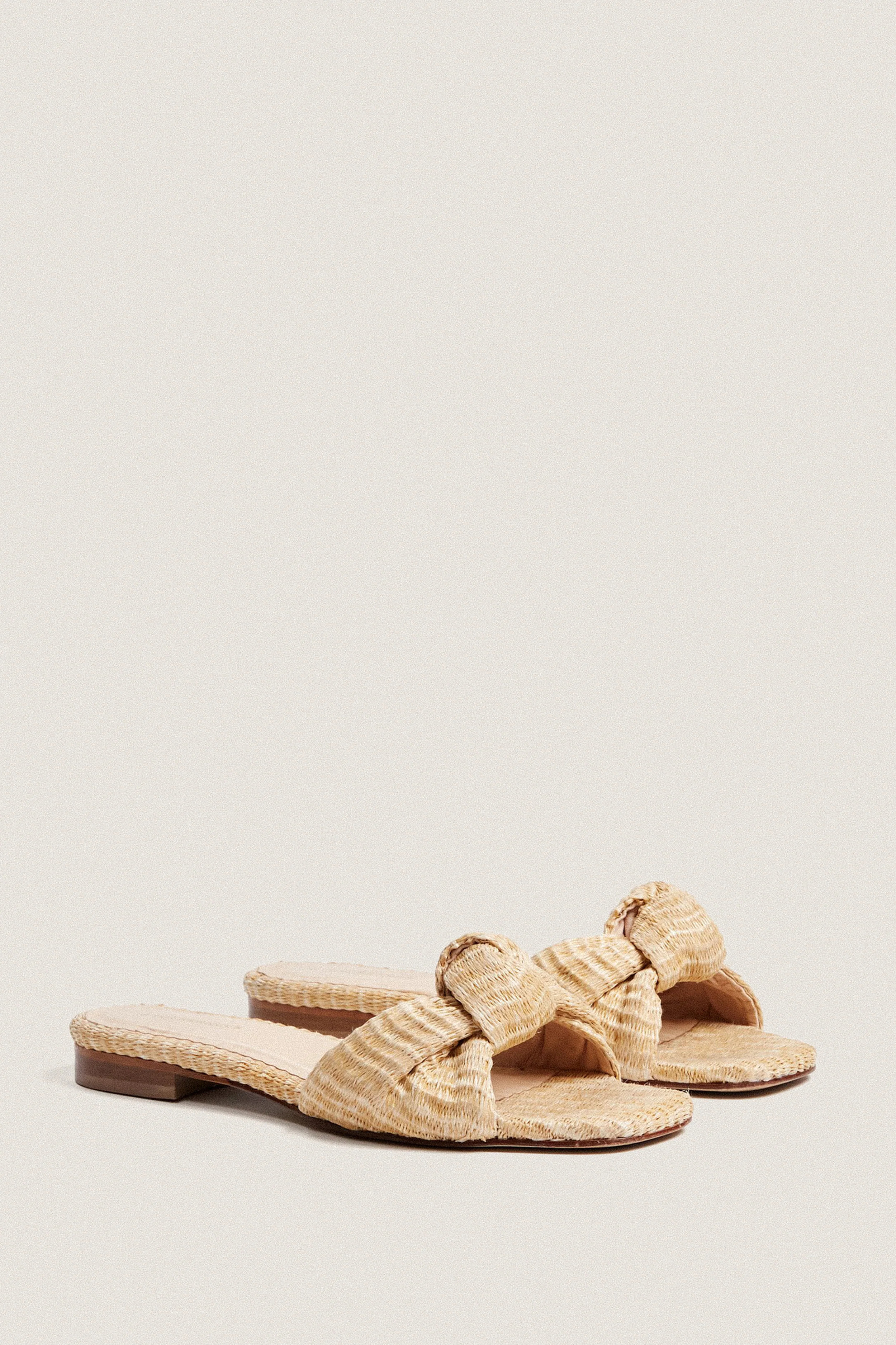 Raffia Brit Sandals | Tuckernuck (US)