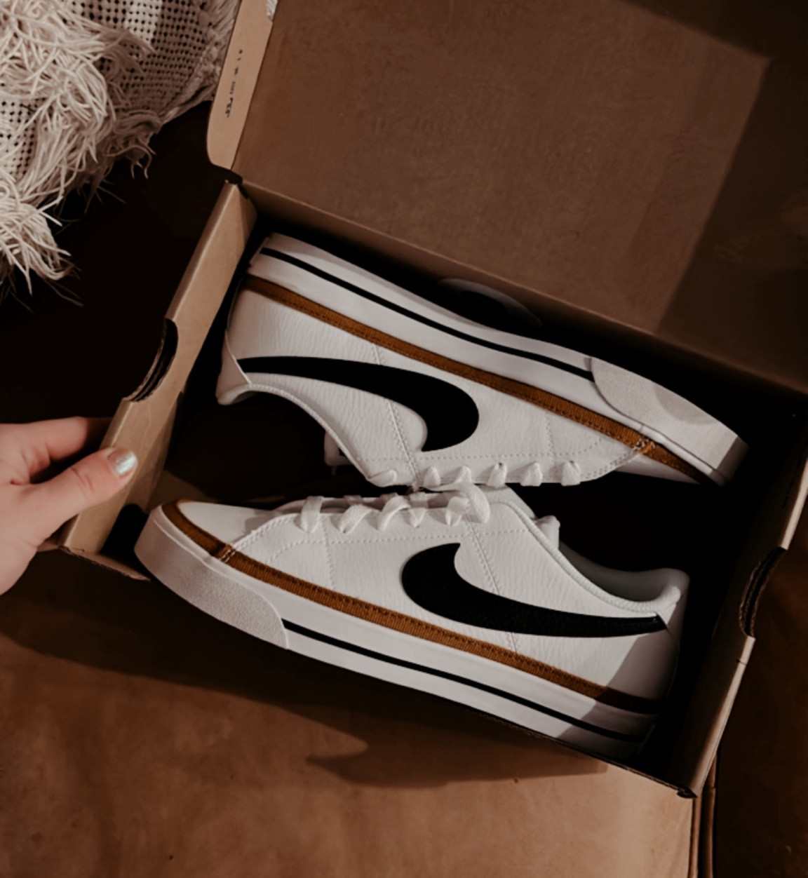 new white sneaks added to the lineup — it’s about time! 

#LTKfindsunder100 #LTKshoecrush #LTKSpringSale