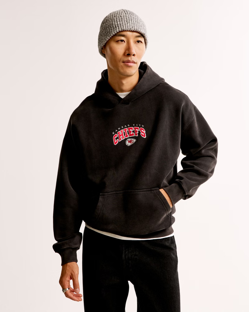 Kansas City Chiefs Graphic Popover Hoodie | Abercrombie & Fitch (US)