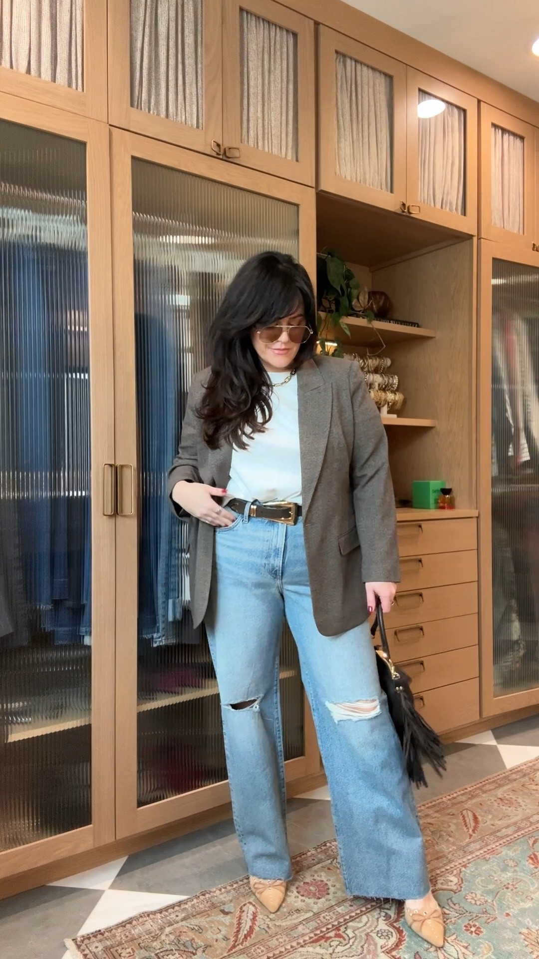 Midsize outfit inspo - chic style - blazer inspo

#LTKStyleTip #LTKSeasonal #LTKMidsize