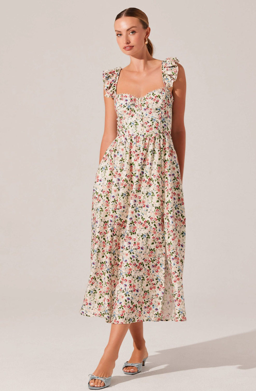 Fresh florals and flowy silhouettes 🌸 Revolve’s spring midi and maxi dresses are perfect for Easter brunch, sunny days, and garden parties.#revolve #revolvedresses #revolvespring #revolvefloraldress #easterdress #springdresses #mididress #maxidress #floraldress #springoutfits #springstyle #gardenpartydress #brunchdress #femininedresses #springvibes #styleinspo #prettyflorals

#LTKSpringSale #LTKWedding #LTKSeasonal