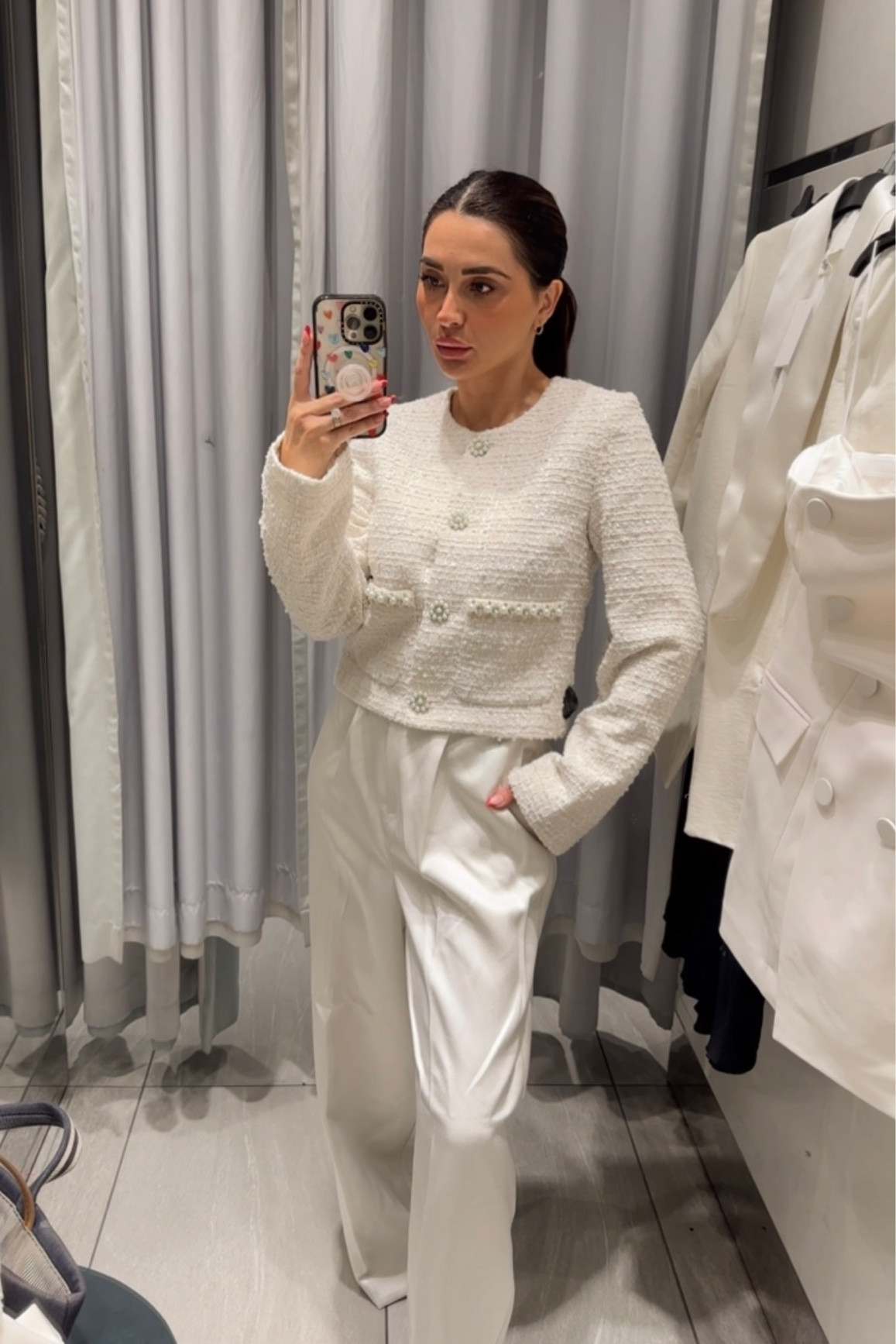 The prettiest jacket

#LTKHolidaySale #LTKsalealert #LTKHoliday