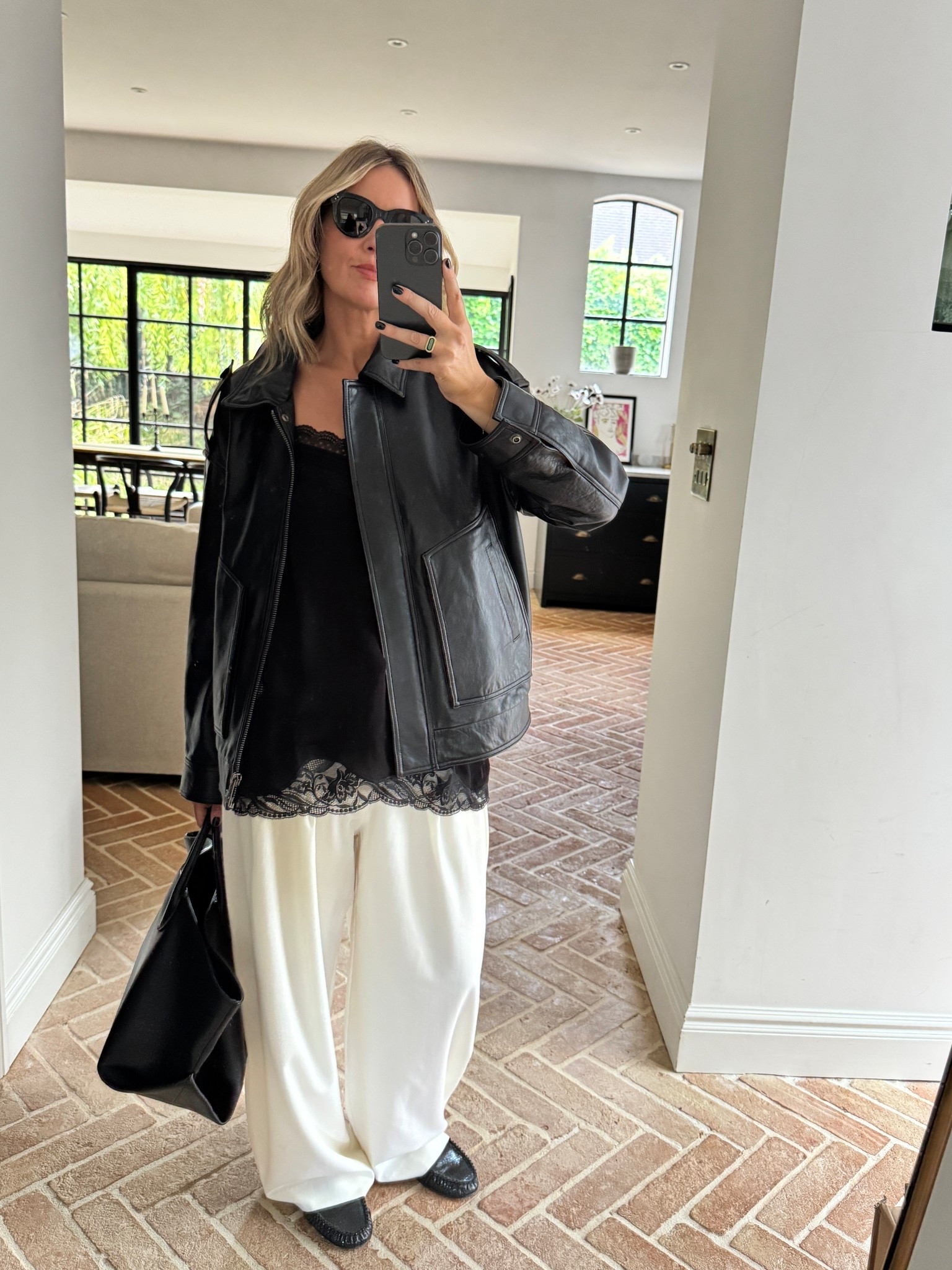 Zara Lace Top + White Trousers + Leather Jacket 

Fall | Date Night | Loafers | Autumn | Autumnoutfits | Bag | City | Leather Jackett

#LTKuk #LTKautumn #LTKdatenight