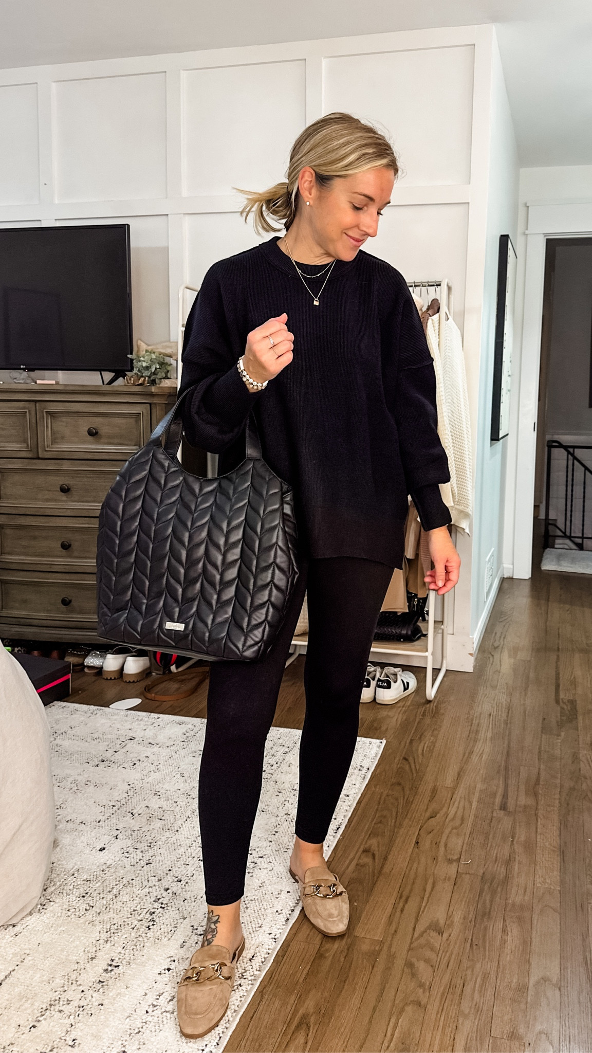 Love this black on black with a pop of camel look! Medium top and bottom. Size up one in the top for a more oversized fit. I wish I got a large  

#LTKmidsize #LTKstyletip #LTKfindsunder50