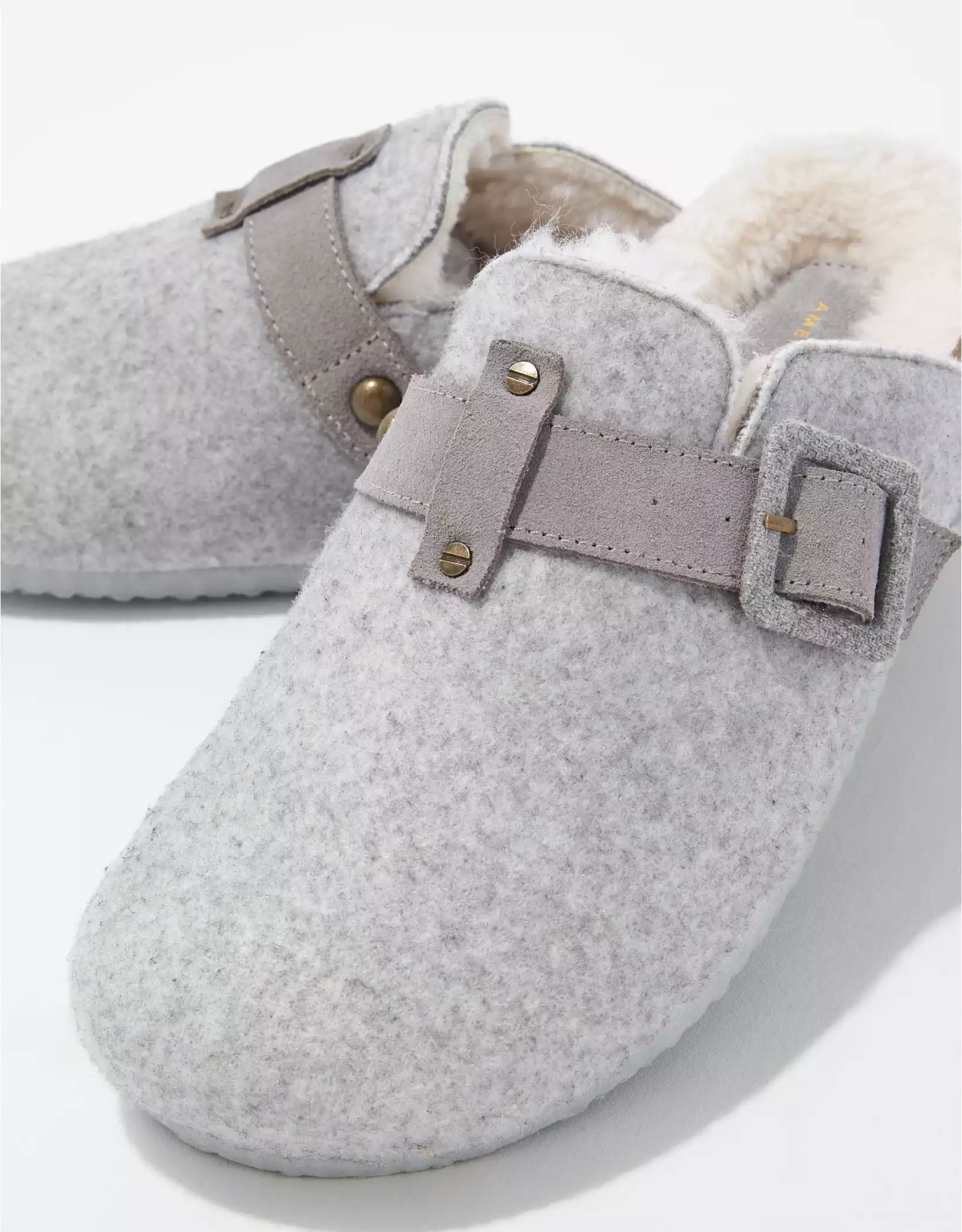 AE Felt Clog | American Eagle Outfitters (US & CA)