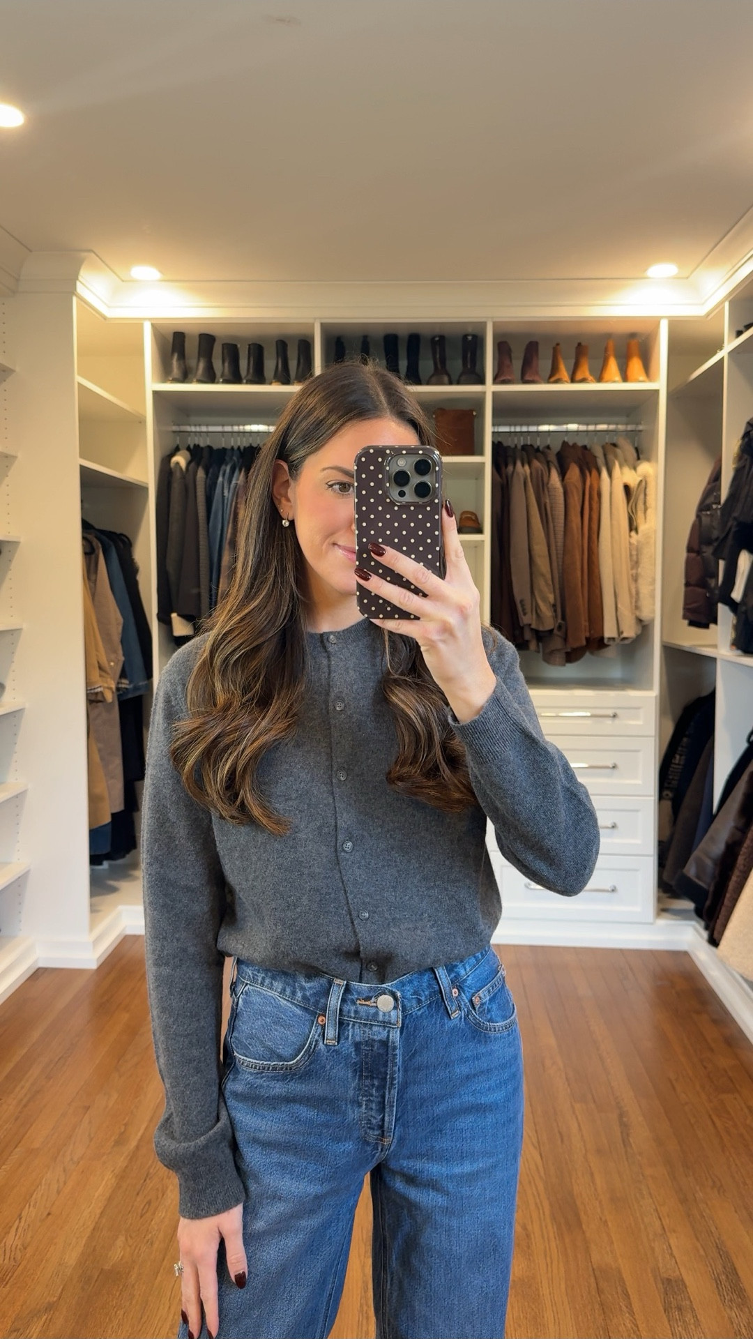 @Aritzia private Clientele Sale has started so I had to refresh my fall & winter staples! Comment SHOP and I will DM you the details along with my other aritzia favorites right now. #aritziapartner

Aritzia’s Black FiveDay (public) sale starts on 11/25

Size small sweaters 
Size xsmall super puff
Size xxsmall coat 
Size xsmall pant 

#LTKCyberWeek #LTKSaleAlert #LTKGiftGuide