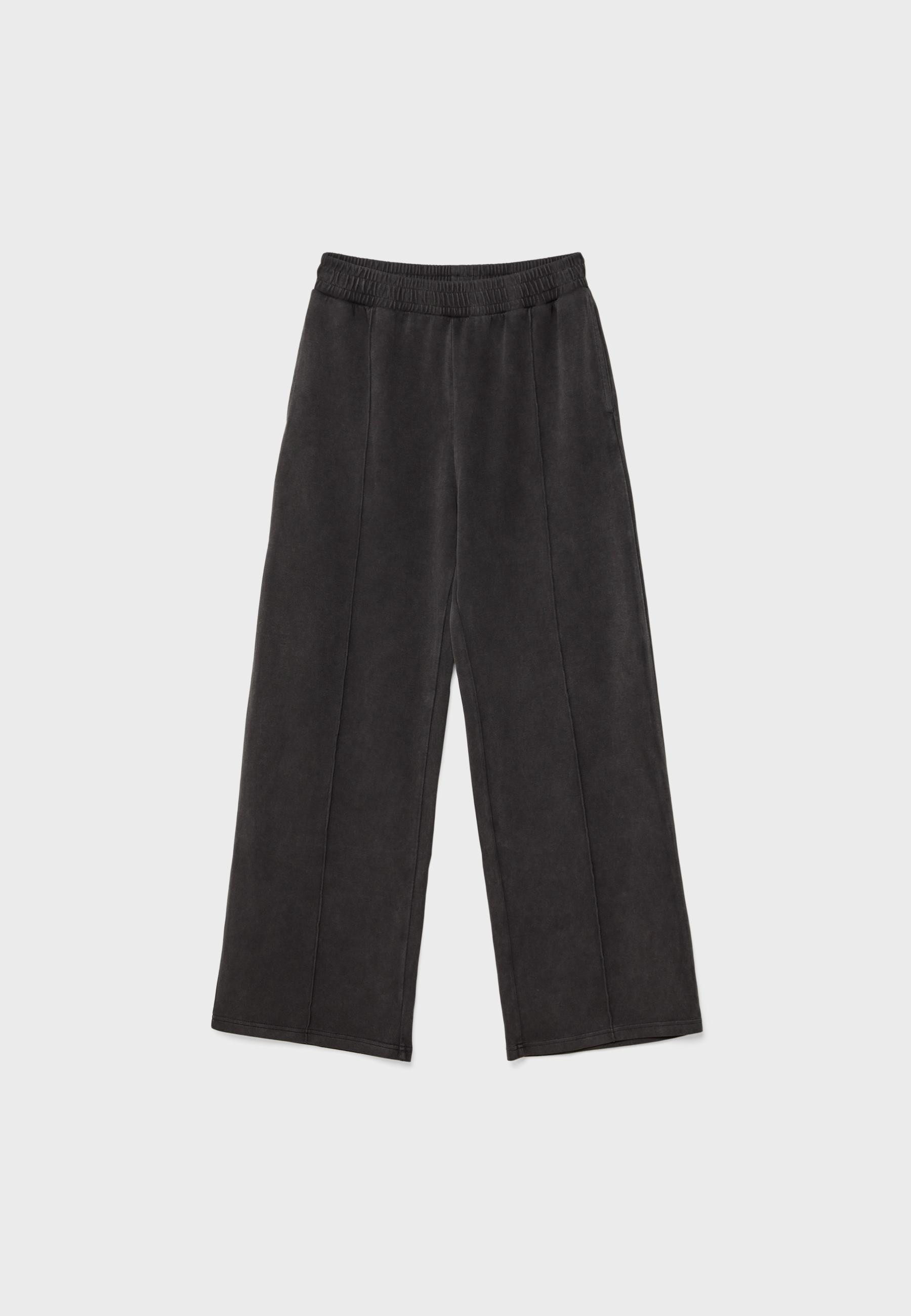 Faded jogging trousers - Afficher tout femme | Stradivarius France | Stradivarius (FR)