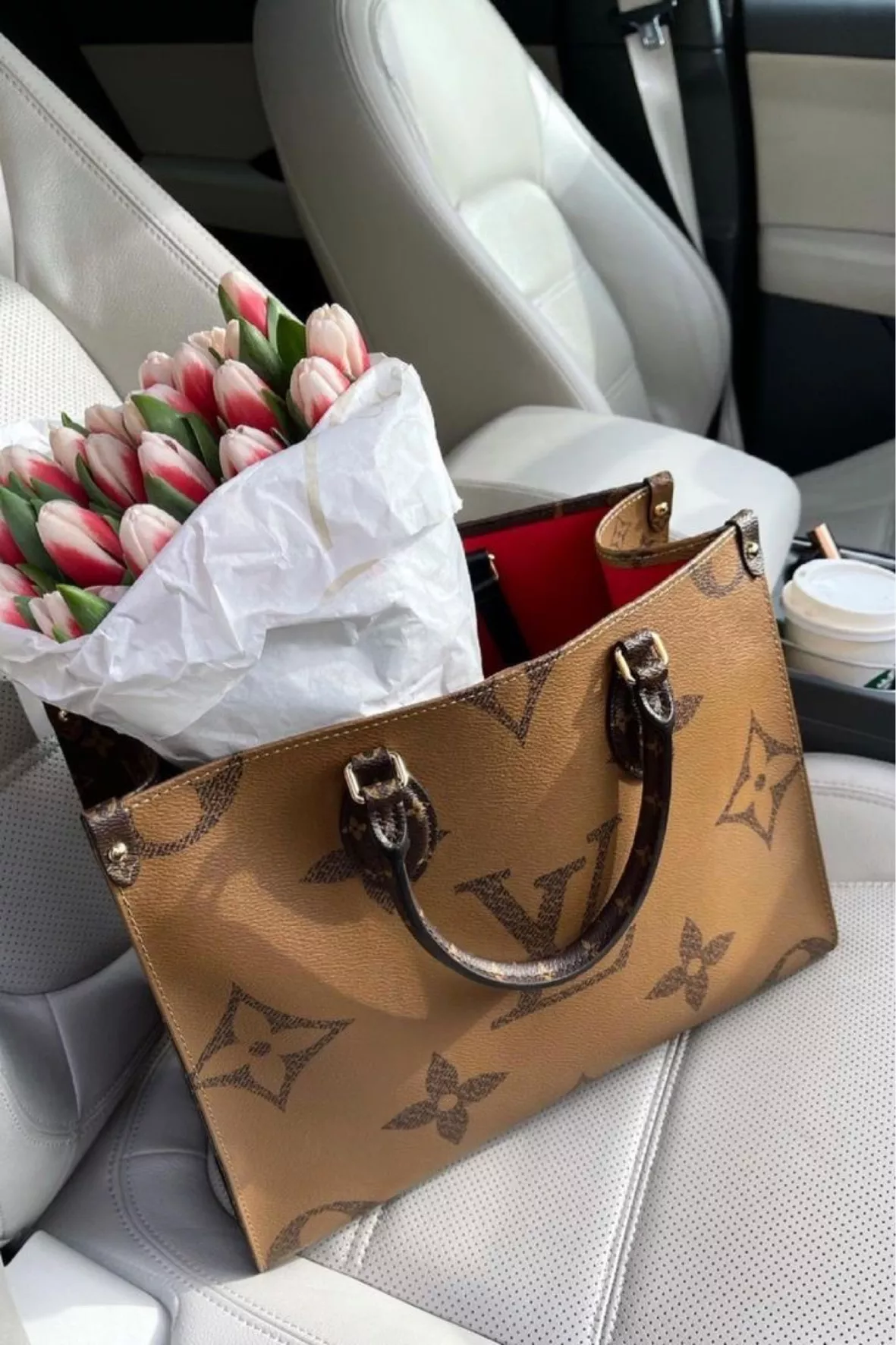 Louis Vuitton Onthego cloth tote curated on LTK