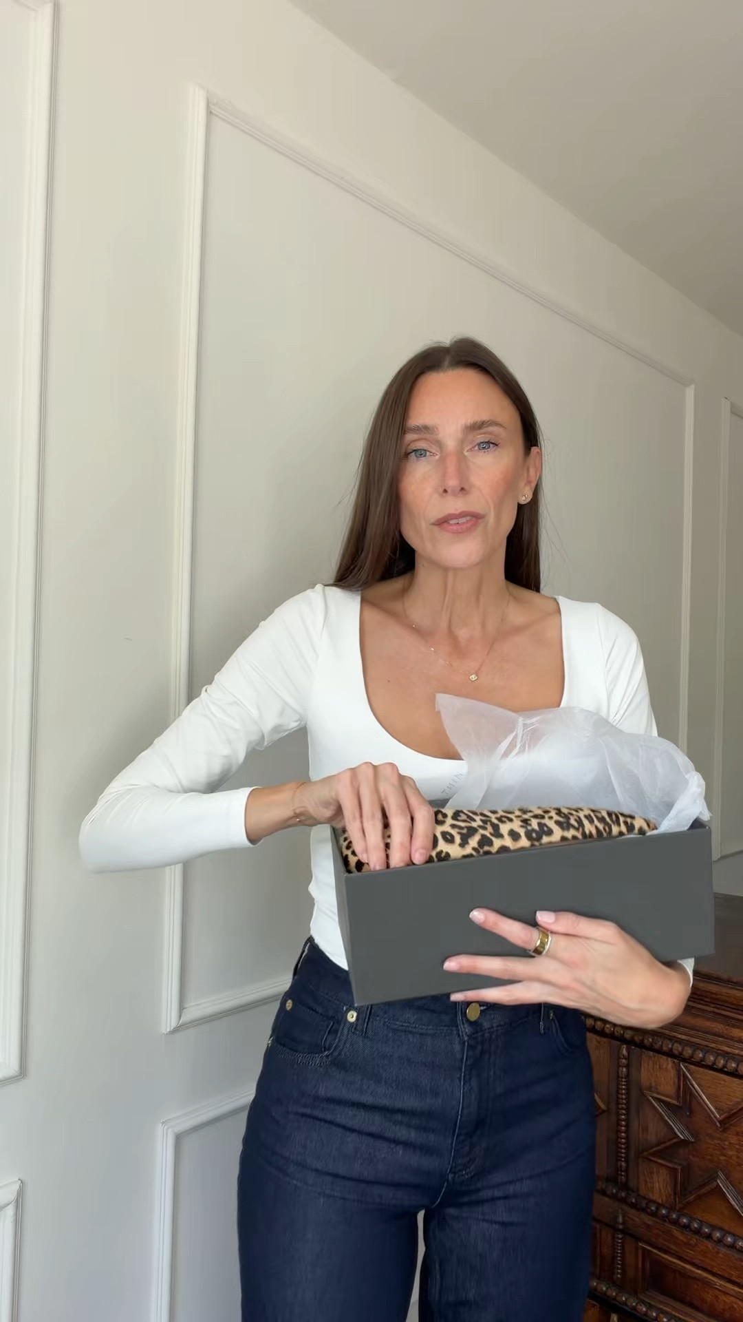 I loved these so much in the burgundy that I got the leopard print as well. Such a good shoe for this time of year. 

Ad links

Leopard print ballet flat, tabi shoe dupe, dark denim

#LTKjeans #LTKshoes #LTKautumn