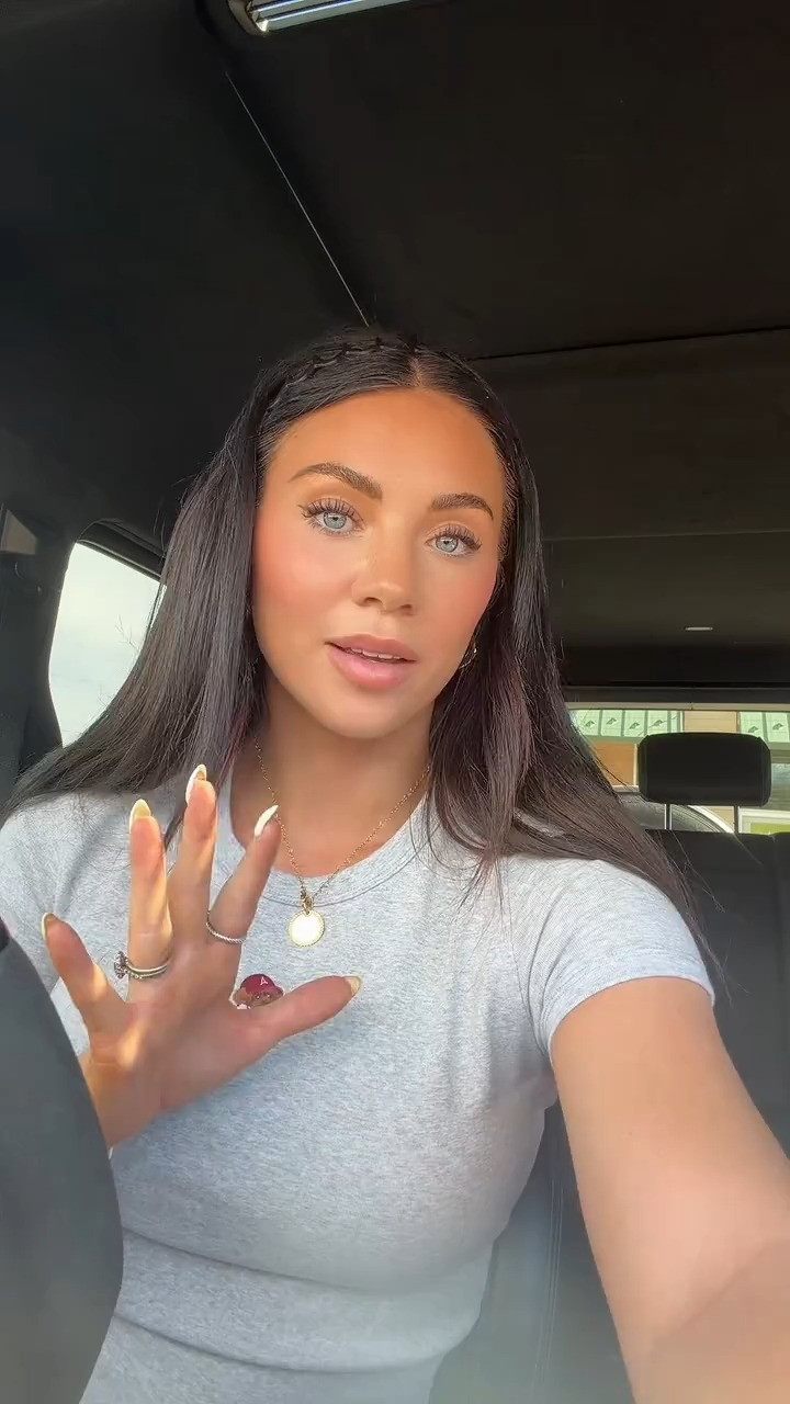   

 #LTKootd #LTKSeasonal #LTKU