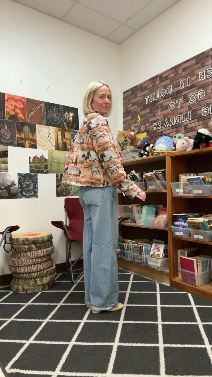 🐴🧈🩵

#LTKStyleTip #LTKSeasonal #LTKOver40