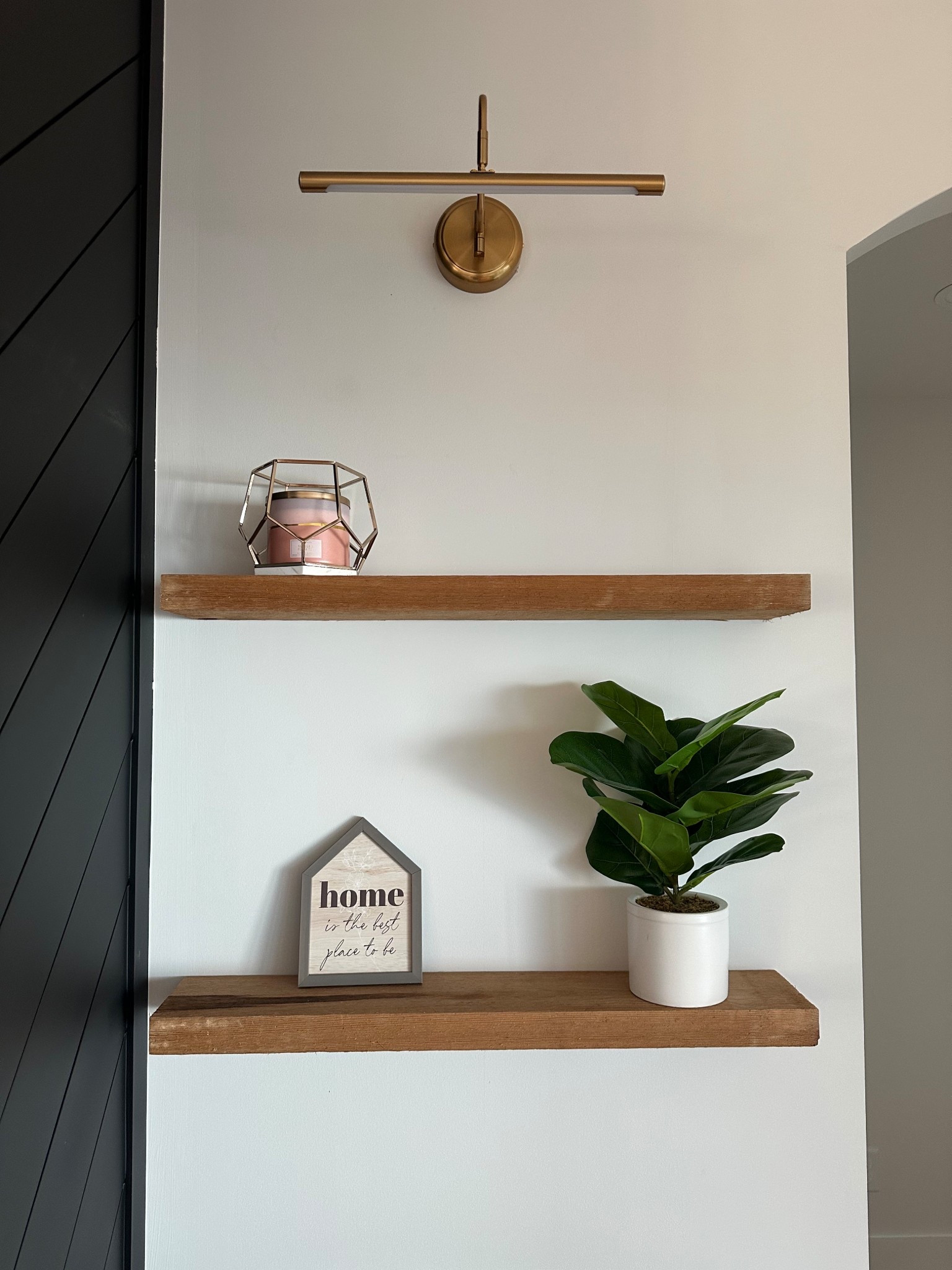 Simple shelf decor 🌿

#LTKFamily #LTKStyleTip #LTKHome