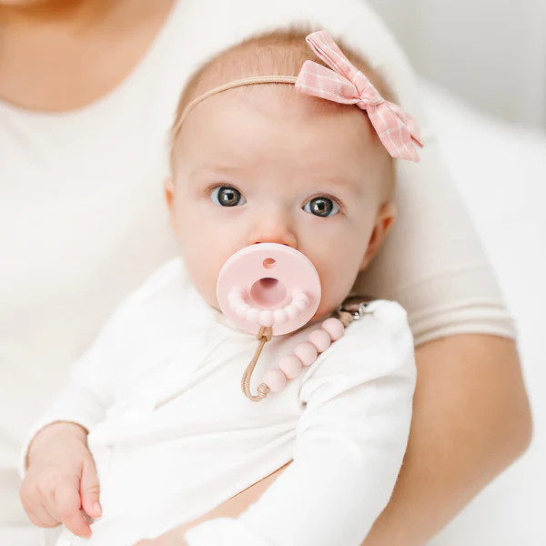 Cutie PAT Round (0-6m) Pacifier + Teether | Ryan and Rose