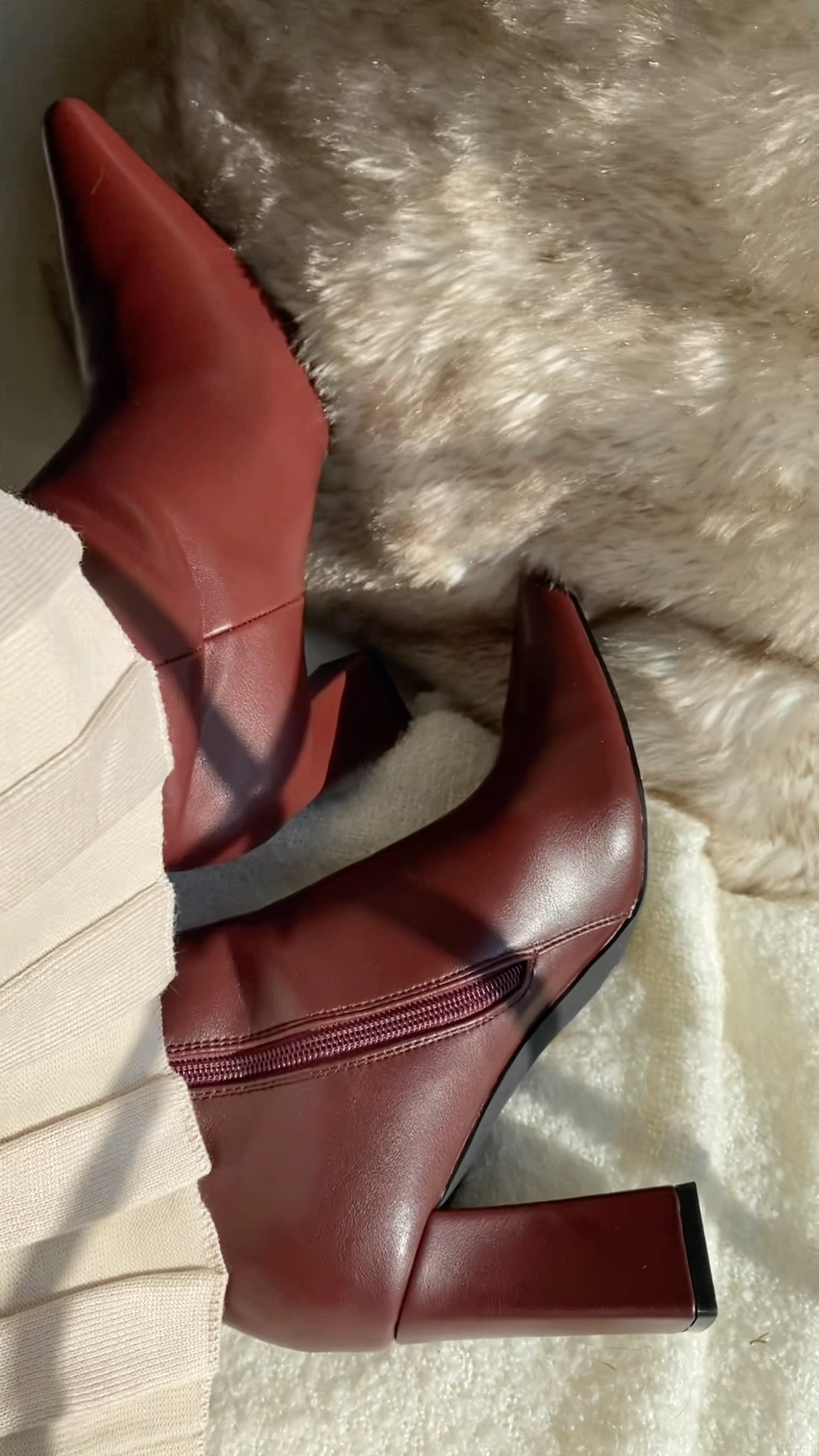 Trend alert: burgundy shoes for fall. 
These are an affordable option from Amazon & I am soooo in love with them! 


#LTKSeasonal #LTKStyleTip #LTKShoeCrush